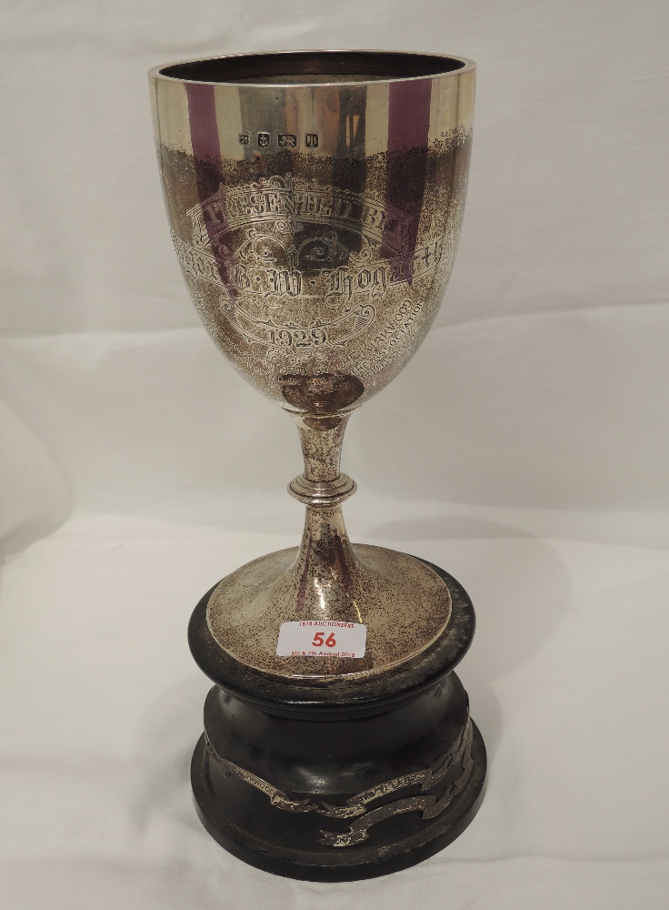 An Edwardian silver trophy of goblet form having presentation inscription dated 1929 on plinth