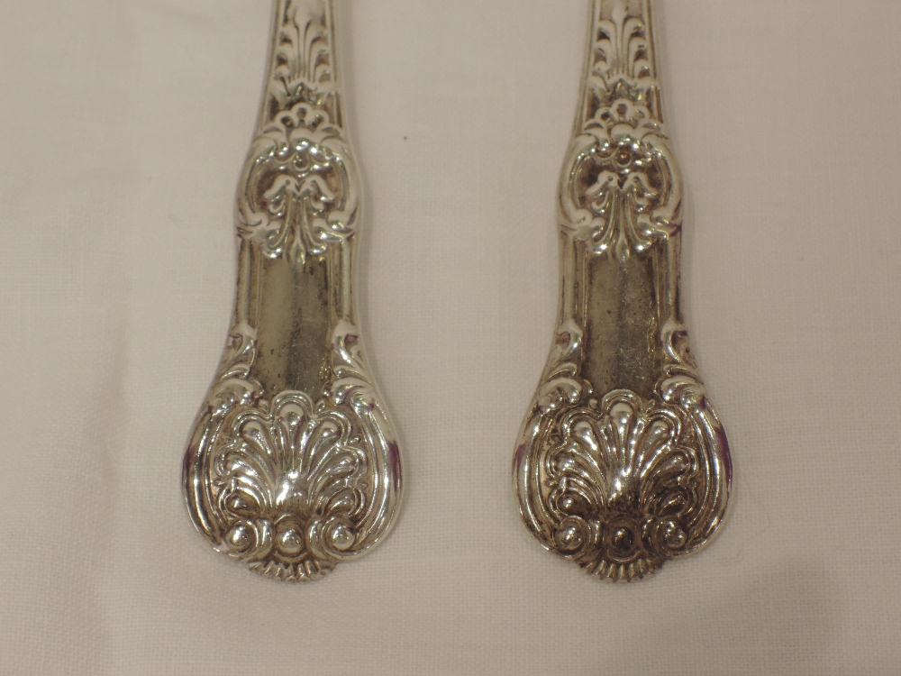 A pair of Georgian silver tablespoons in the Kings pattern. London 1834 Joseph & Albert Savory, - Image 3 of 3