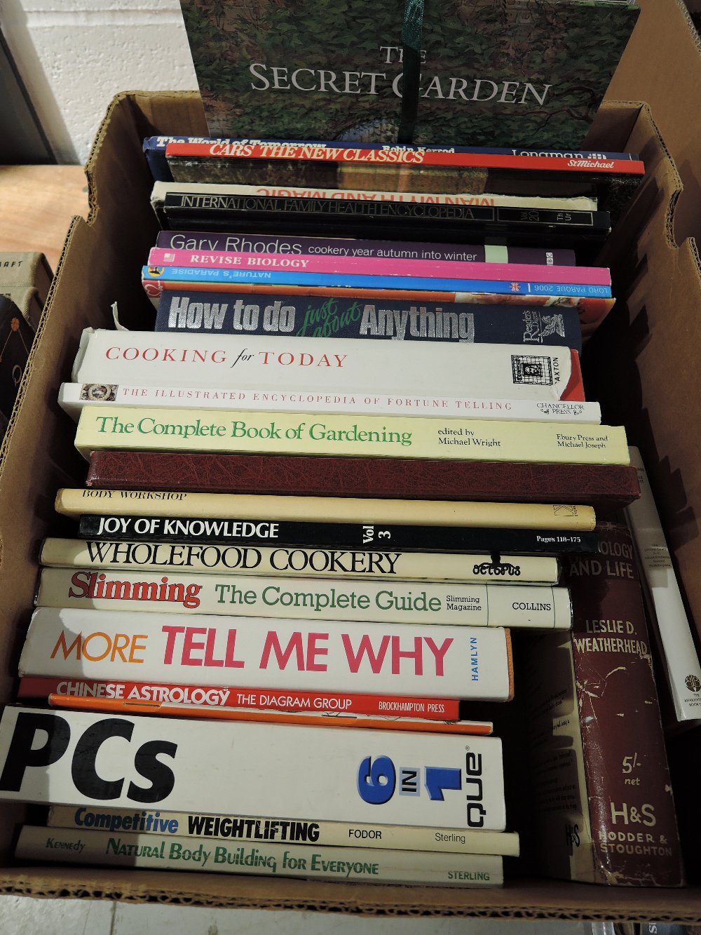 A carton of books, modern miscellany, including household, reference, gardening, etc.