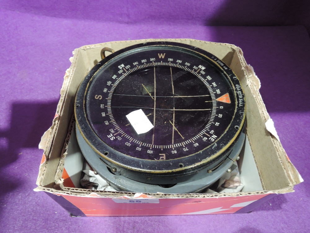 A large type P10 military compass, World War II period