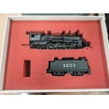 A Samhongsa HO scale American brass 4-6-2 AT&SF loco and tender 1231 boxed 1226