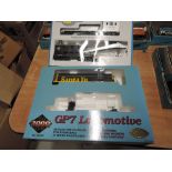 A Proto 2000 series HO scale GP7 locomotive, Santa Fe, boxed 23170 and a Bachmann HO scale 250 ton