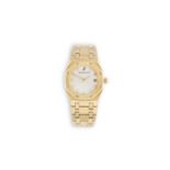 A LADY'S 18K GOLD DIAMOND SET AND MOTHER-OF-PEARL QUARTZ CALENDAR BRACELET WATCH, BY AUDEMARS