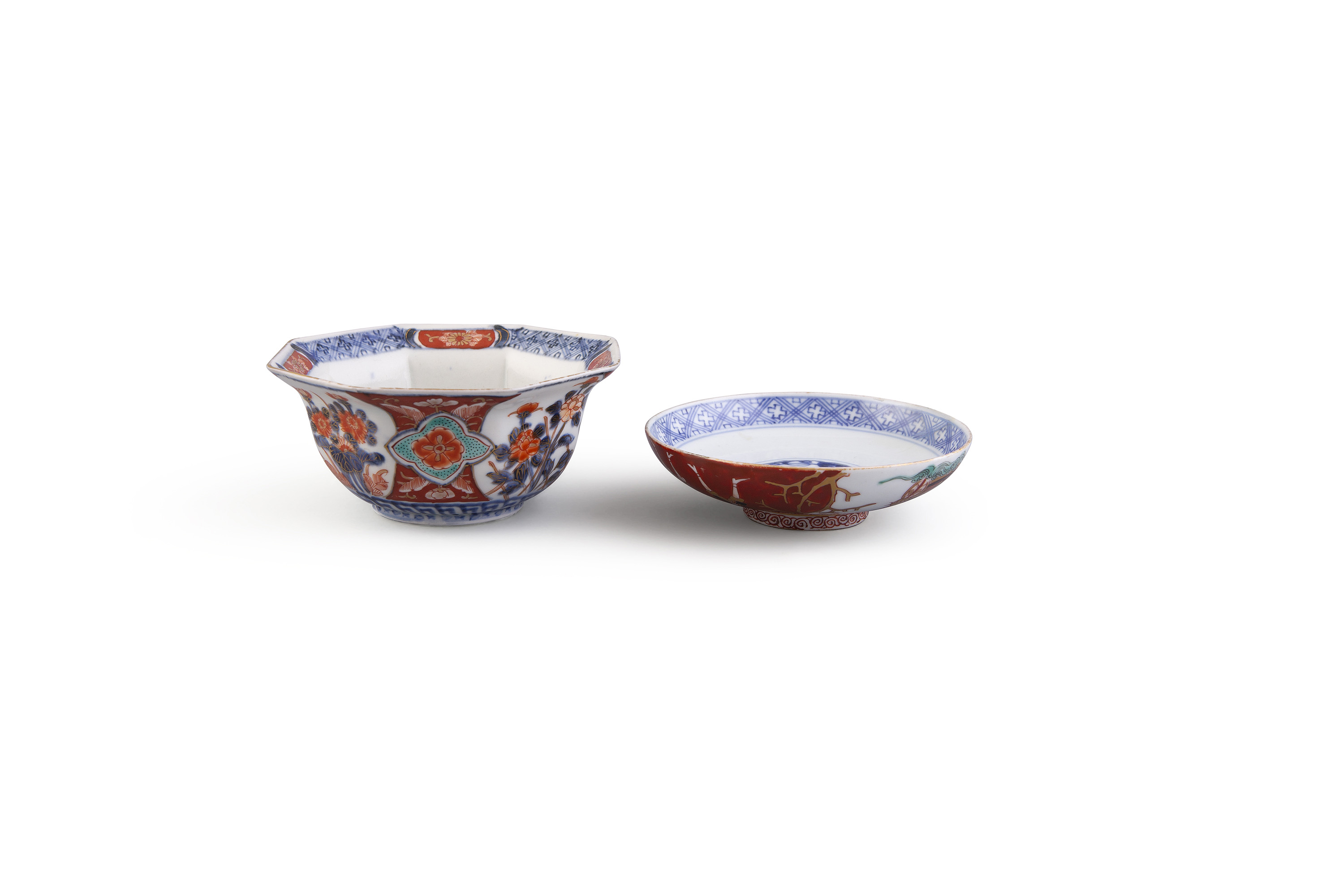 A CHINESE 'EUROPEAN SUBJECT' enamelled stand and a Japanese Imari octagonal bowl (2) - Image 2 of 2