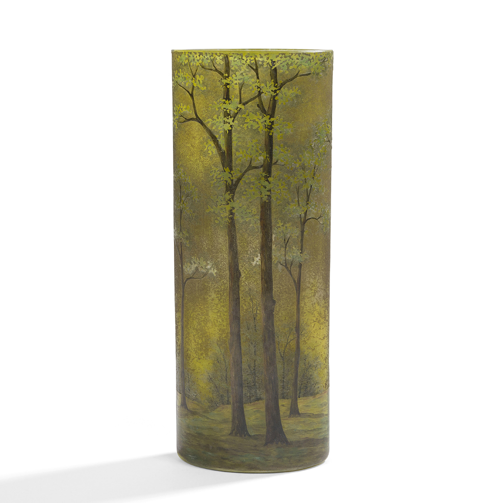 DAUM NANCY Paysage de forêt en automne Haut vase de section elliptique. Épreuve en verre multicouche