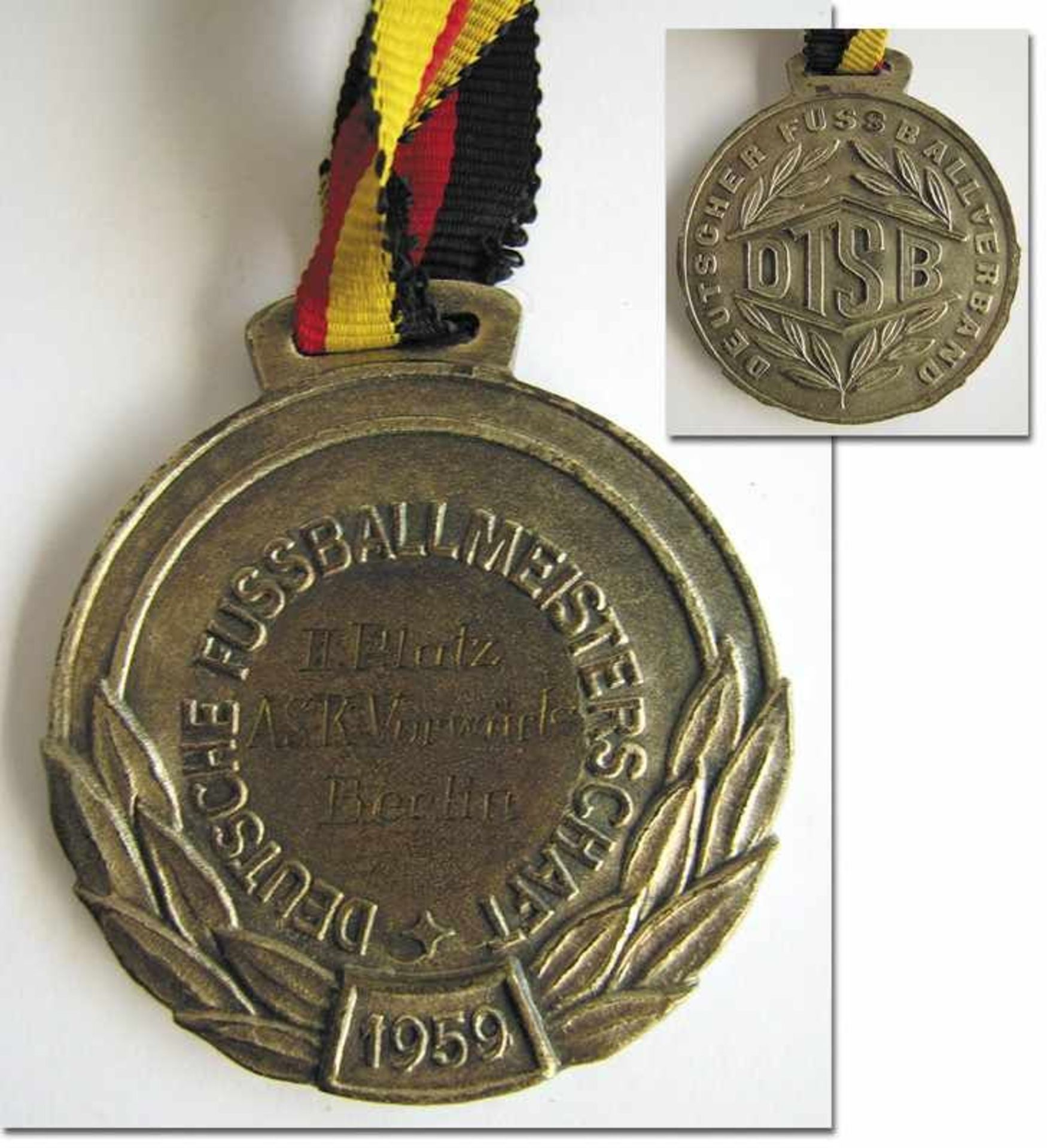 GDR Football Championships 1959 Medal - Winner medal for "ASK Vorwärts Berlin Deutscher II. Platz
