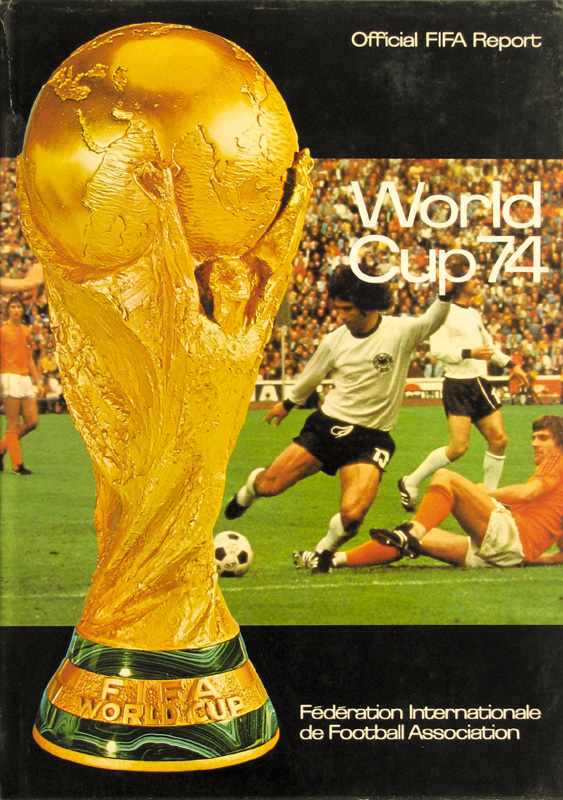 World Cup 1974. Official FIFA-Report English Edit - Nice copy bound in leather. Size 21x30cm, 248
