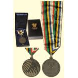 Winner's Medal: Olympic Winter Games 1968. - Originalsilver medal: Presented for the 2nd place in