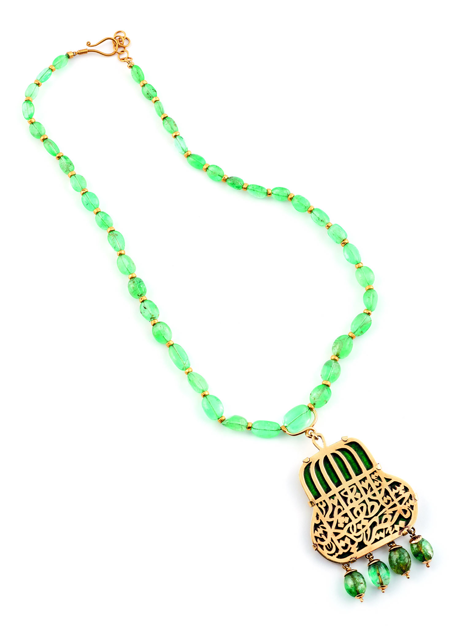 AN EMERALD NECKLACE