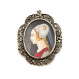 Broche colgante con miniatura de dama pintada ,con marco de plata y marcasitas de motivos
