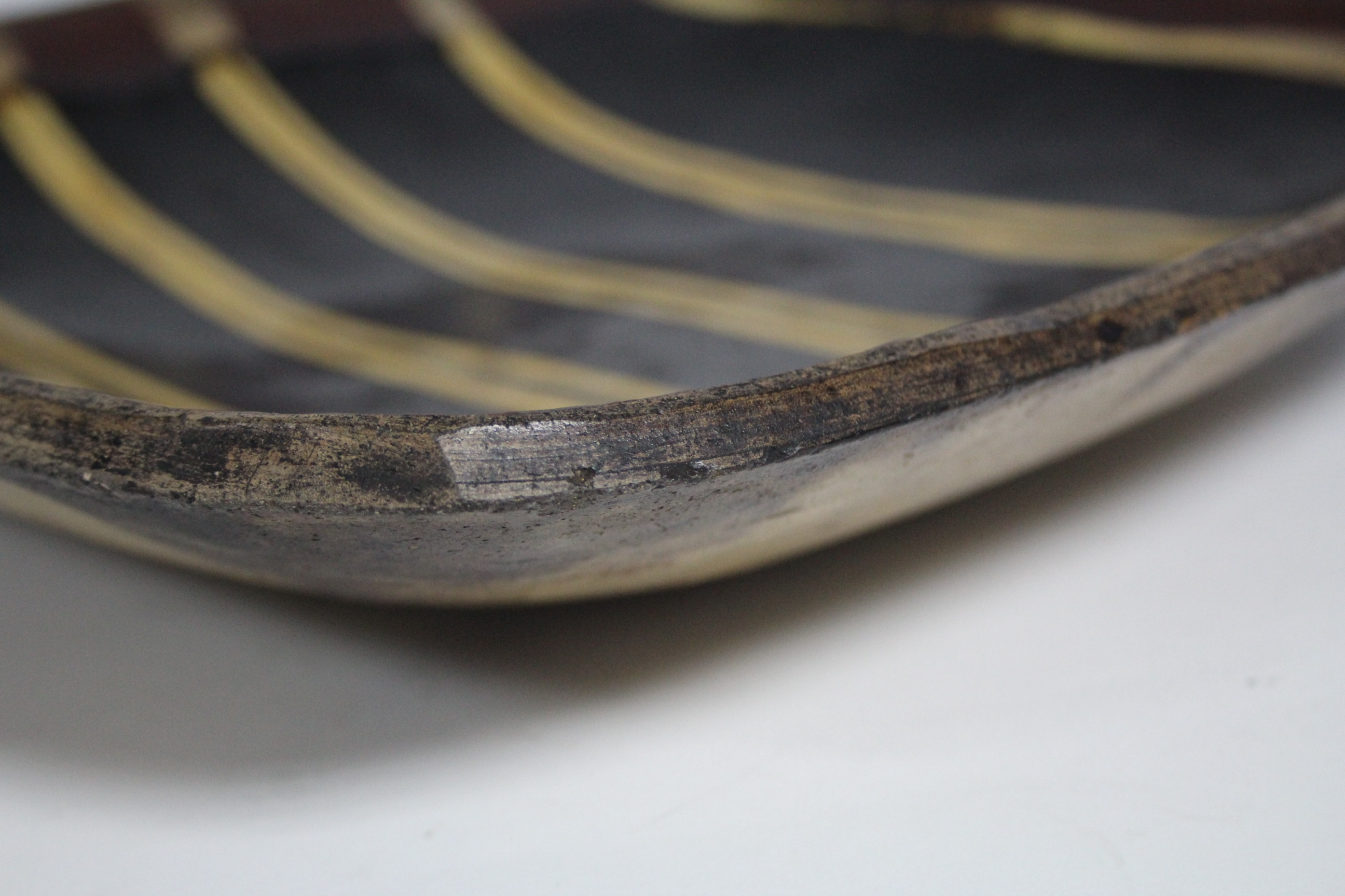 A rectangular slipware dish decorated with pairs of cream lines on a chocolate-brown ground; 15” x - Image 5 of 6