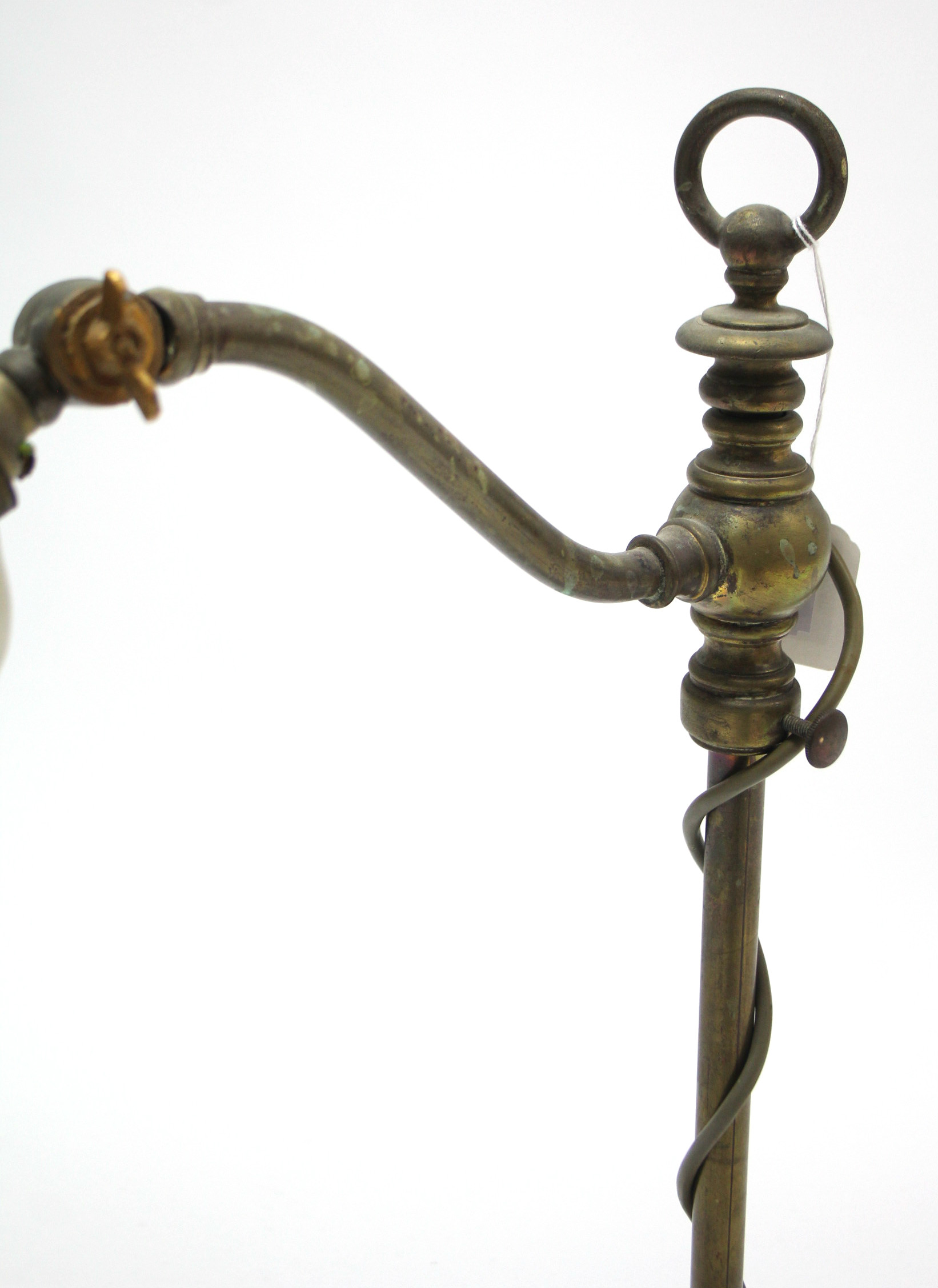 An Edwardian brass table lamp with glass shade to the single scroll-arm, revolving centre column &on - Image 2 of 5