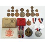 A WWII War Medal (Un-named); sundry coins, commemorative medals, etc.