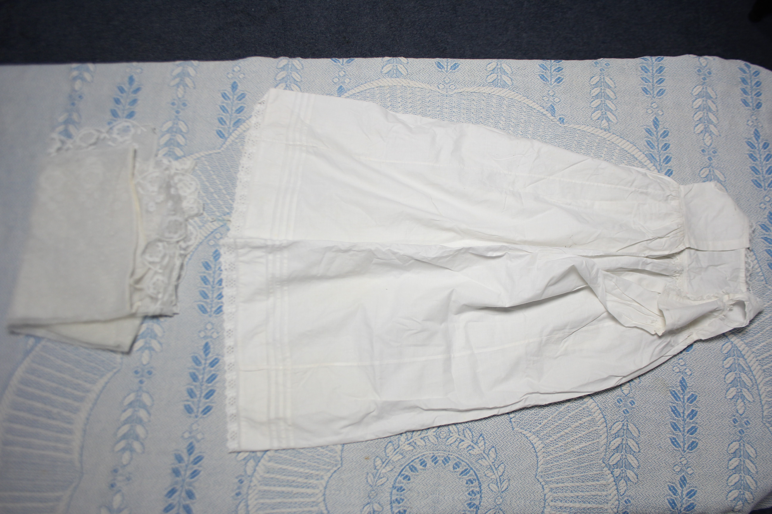 Three Edwardian white cotton nightgowns; & a white mesh veil. - Image 2 of 2