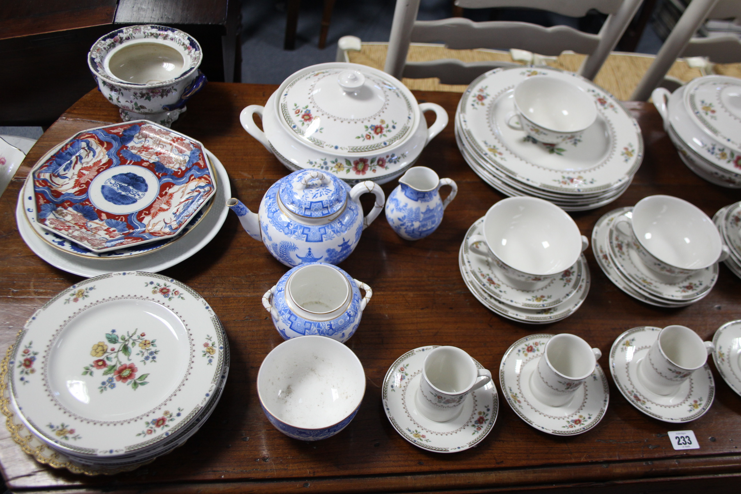 A Royal Doulton china “Kingswood” pattern fifty piece dinner & coffee service (settings for - Image 2 of 4