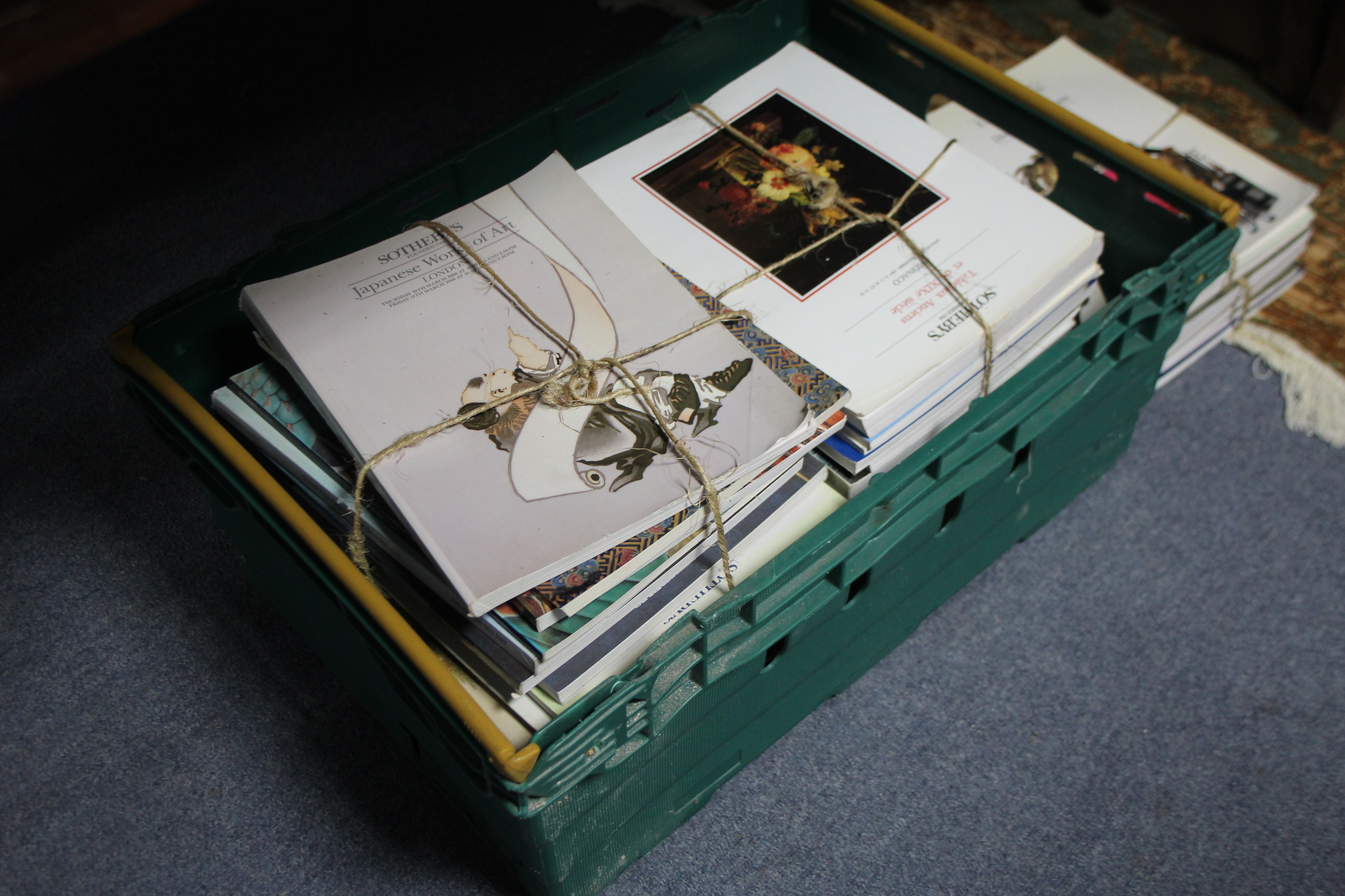 Approximately one hundred various auction-room catalogues. - Image 3 of 3