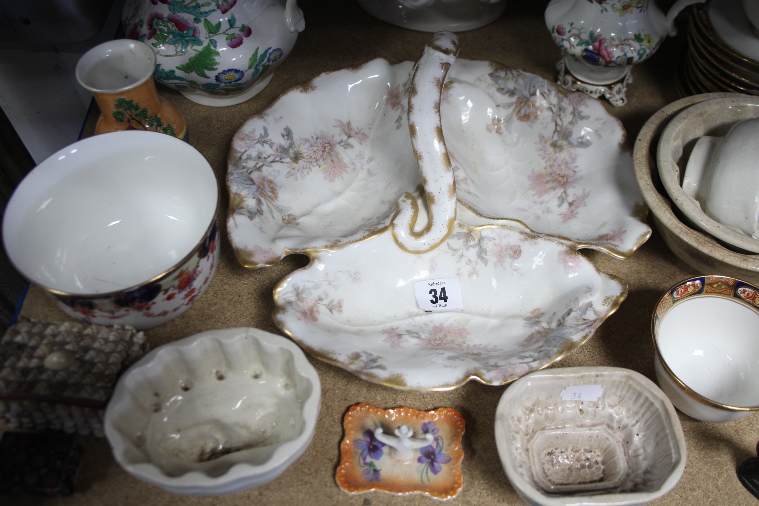 Various items of decorative china, pottery, platedware, etc. part w.a.f. - Image 3 of 6