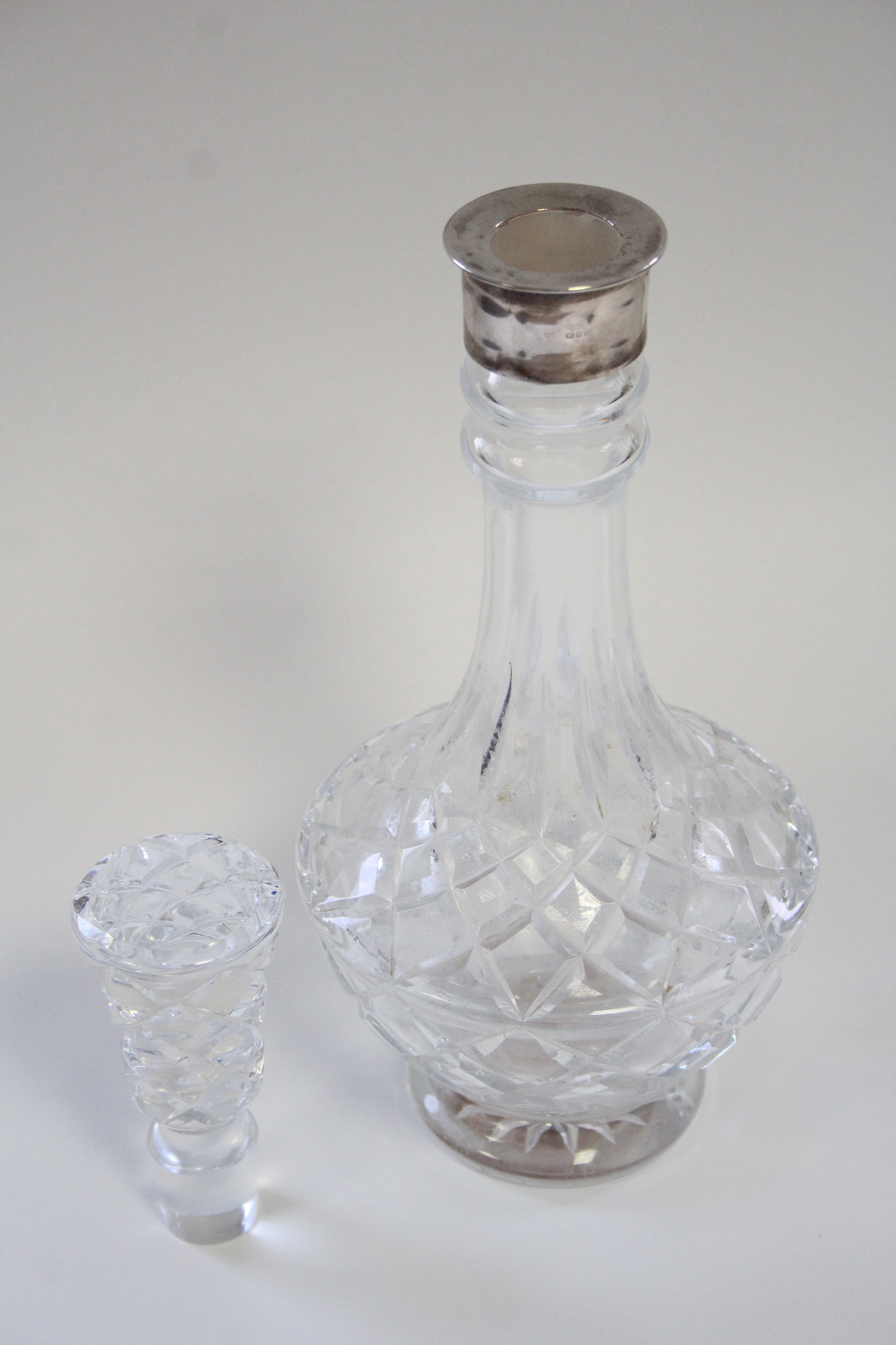 A good quality heavy cut glass baluster-shaped decanter with tall narrow neck & silver-mounted - Image 2 of 2