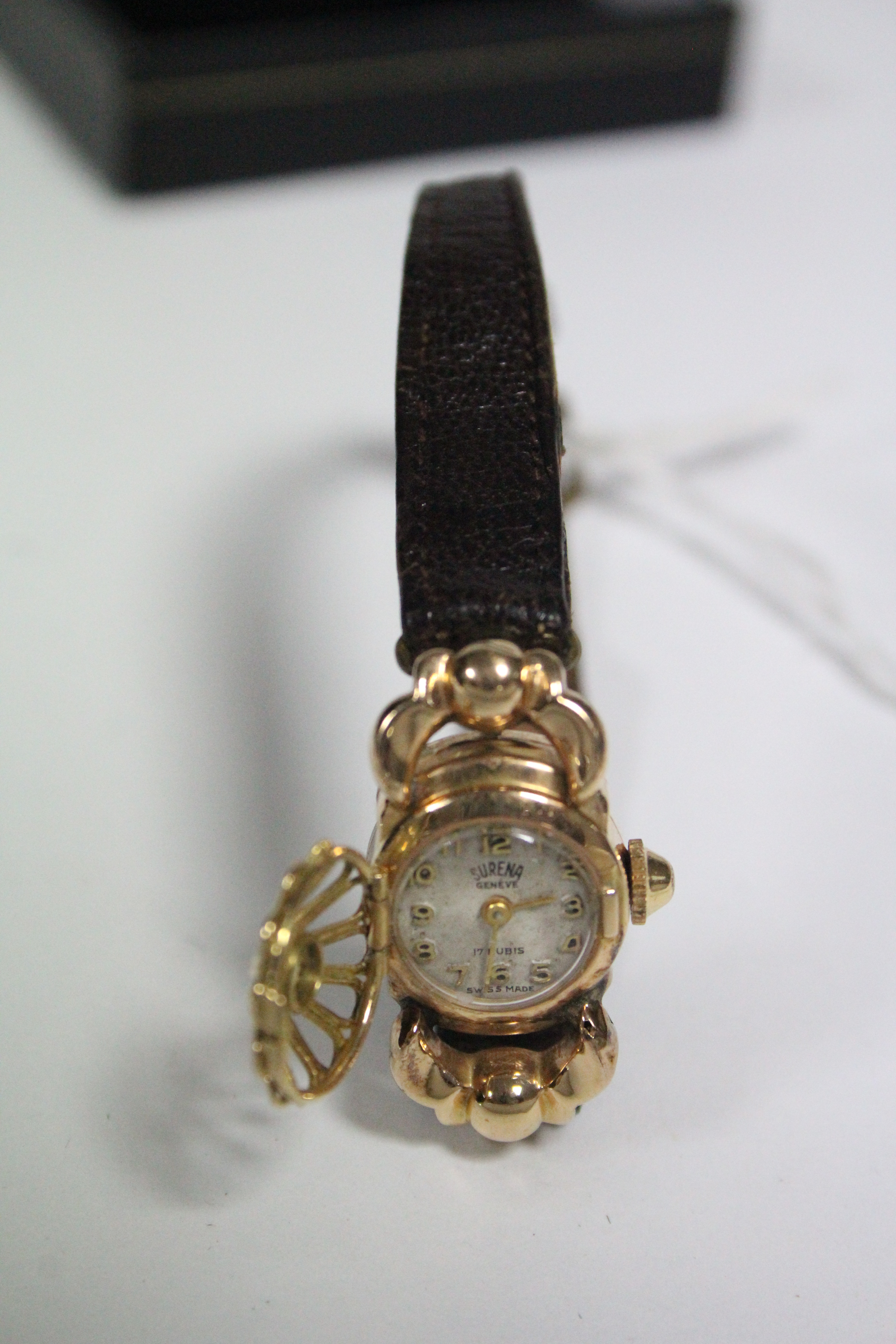 A Surena ladies’ wristwatch in Swiss gold 18K case, the circular dial with gilt Arabic numerals & - Image 3 of 3
