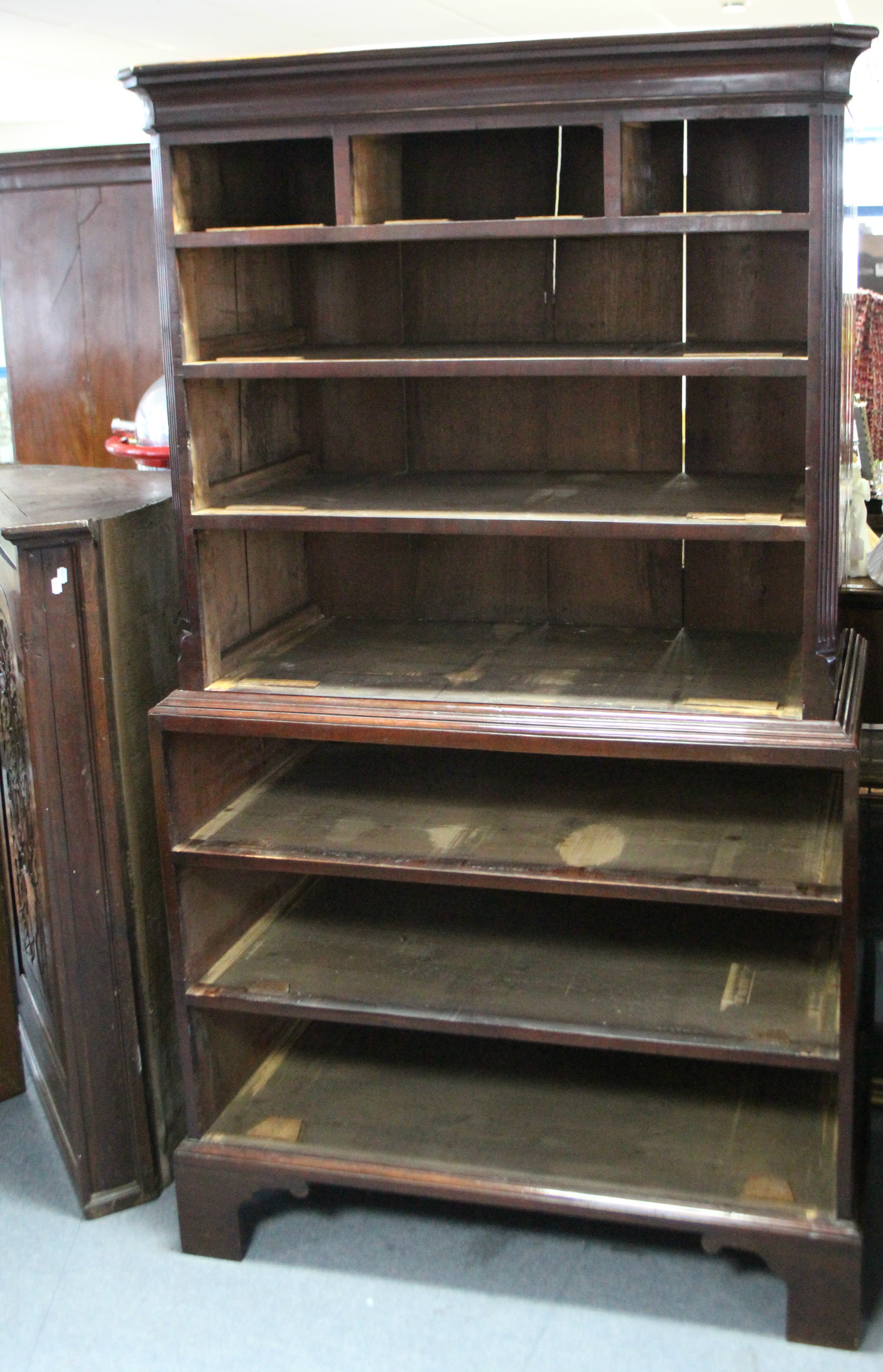 AN 18th century MAHOGANY CHEST-ON-CHEST, the upper part with cavetto cornice & fluted canted - Image 3 of 4