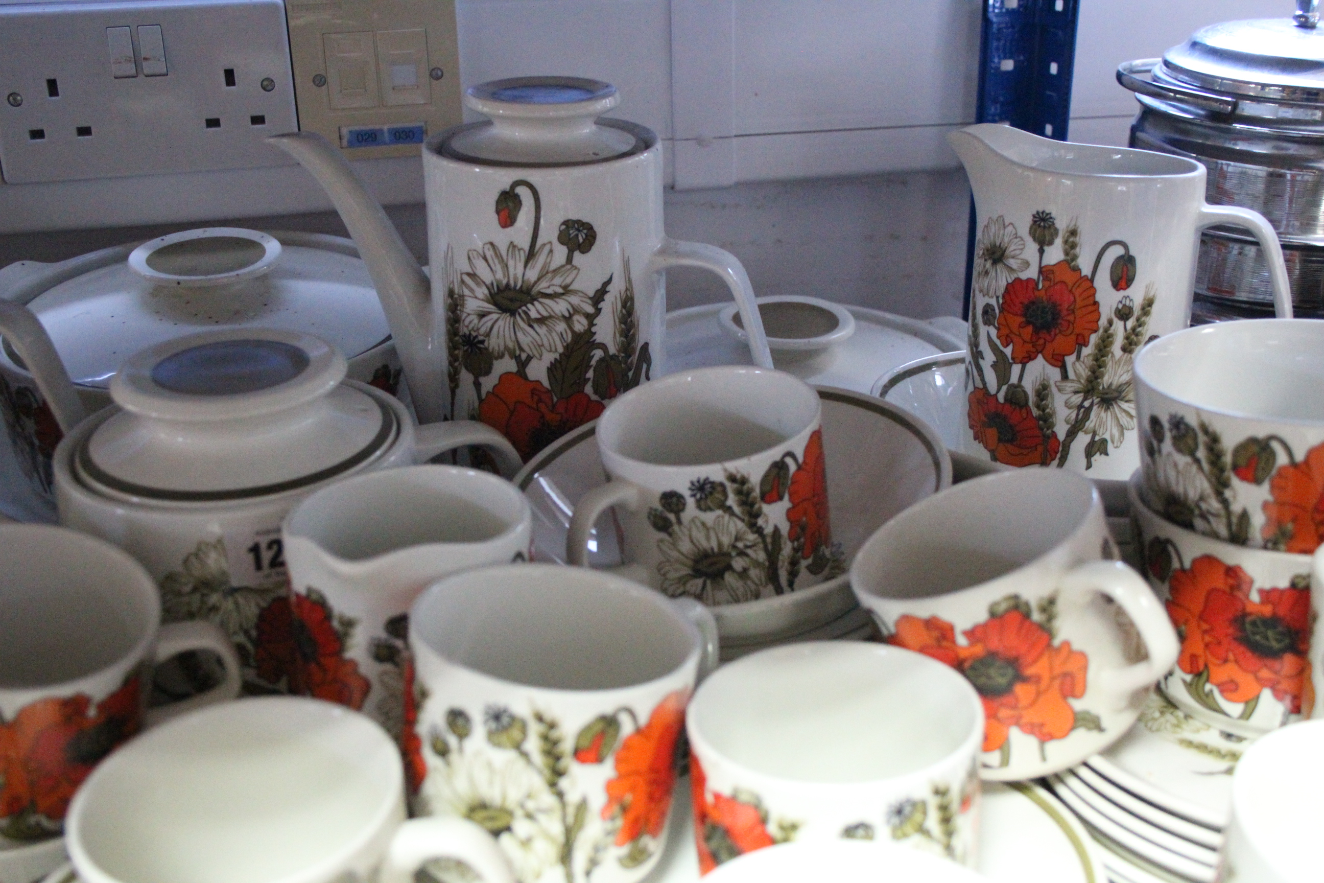 Approximately sixty various items of Meakins “Poppy” pattern dinner, tea & coffeware. - Image 4 of 4