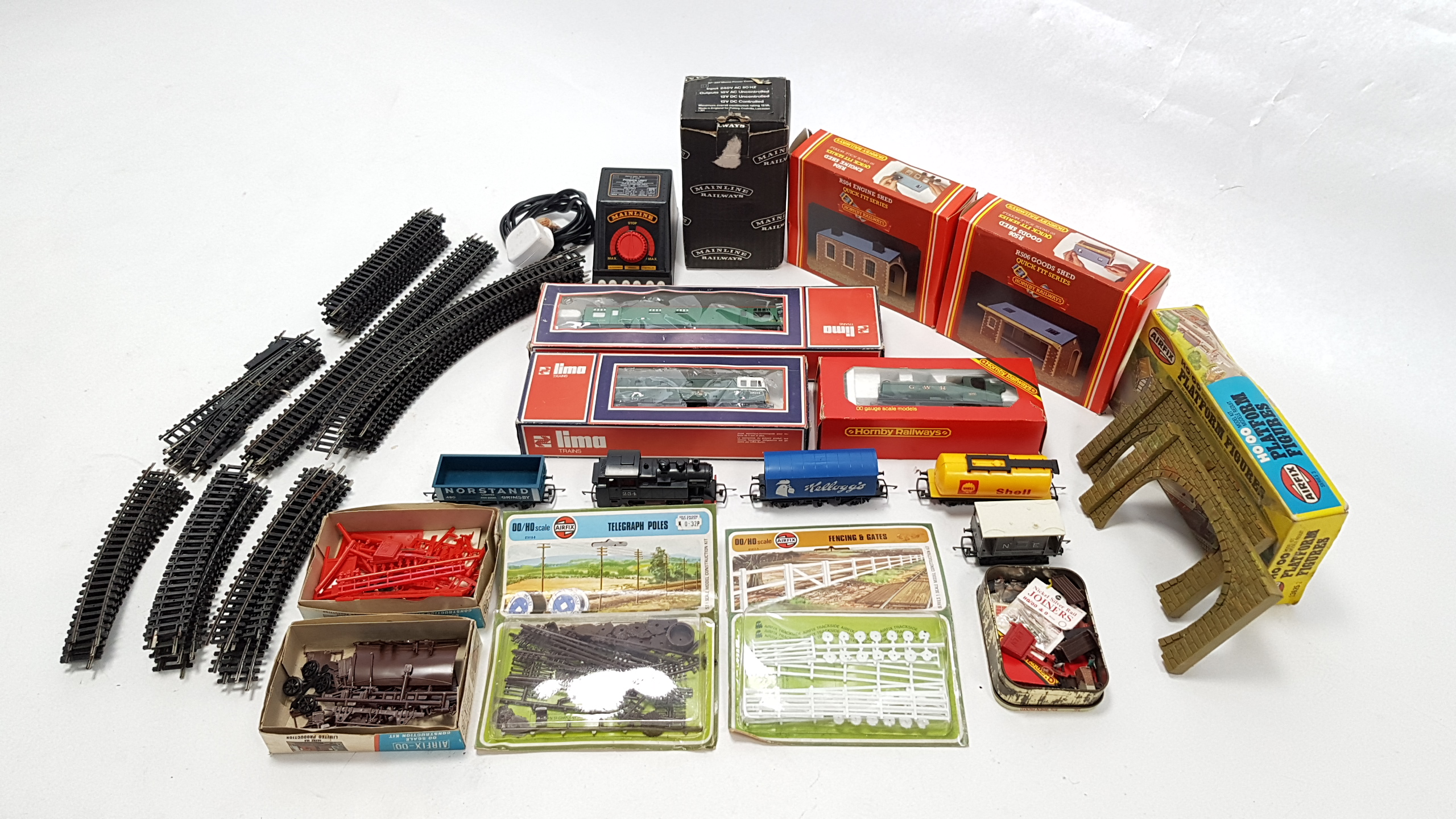 A Tri-ang Hornby electric train set “The Blue Pullman” boxed; & various other items of “OO” gauge