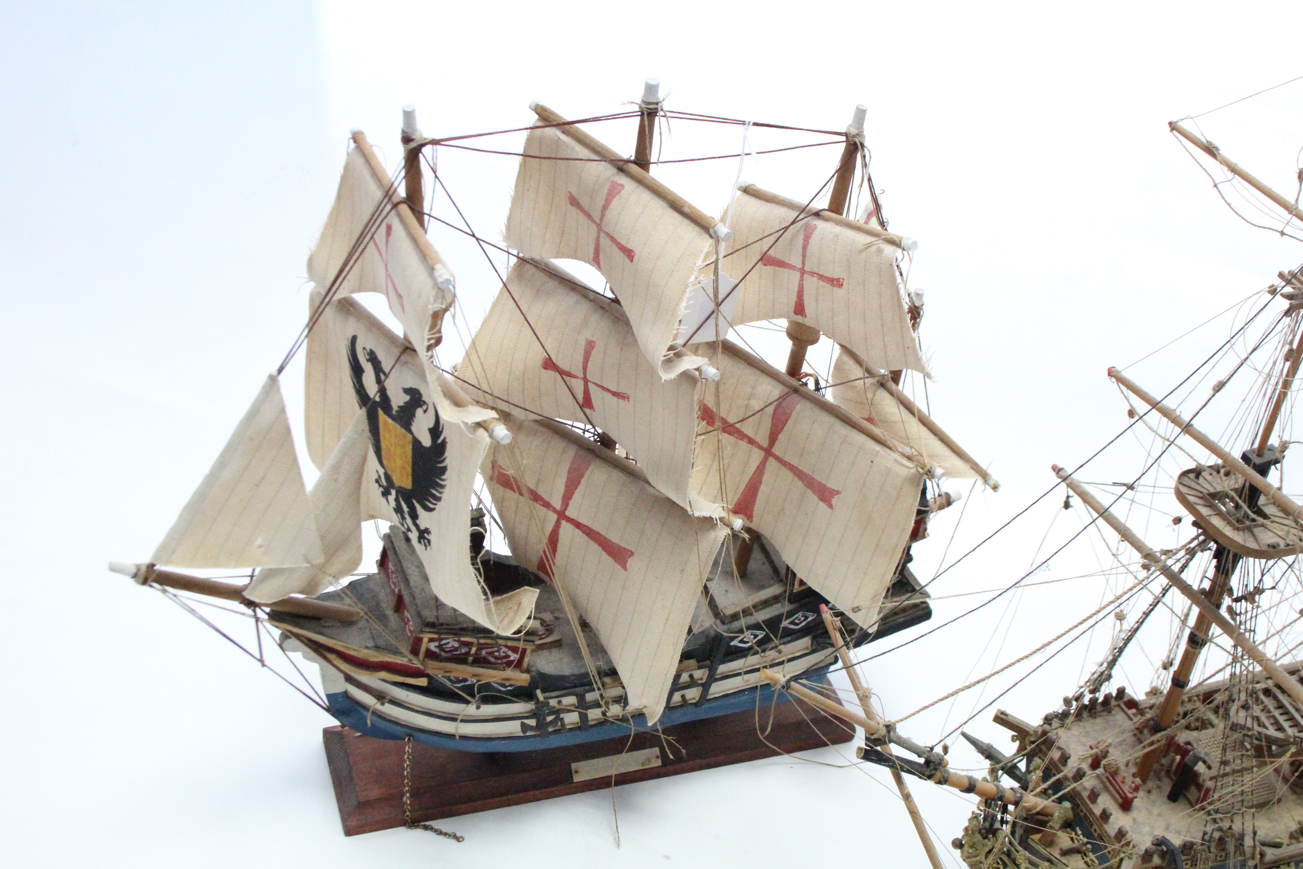 Five model galleons (various sizes). - Image 5 of 6