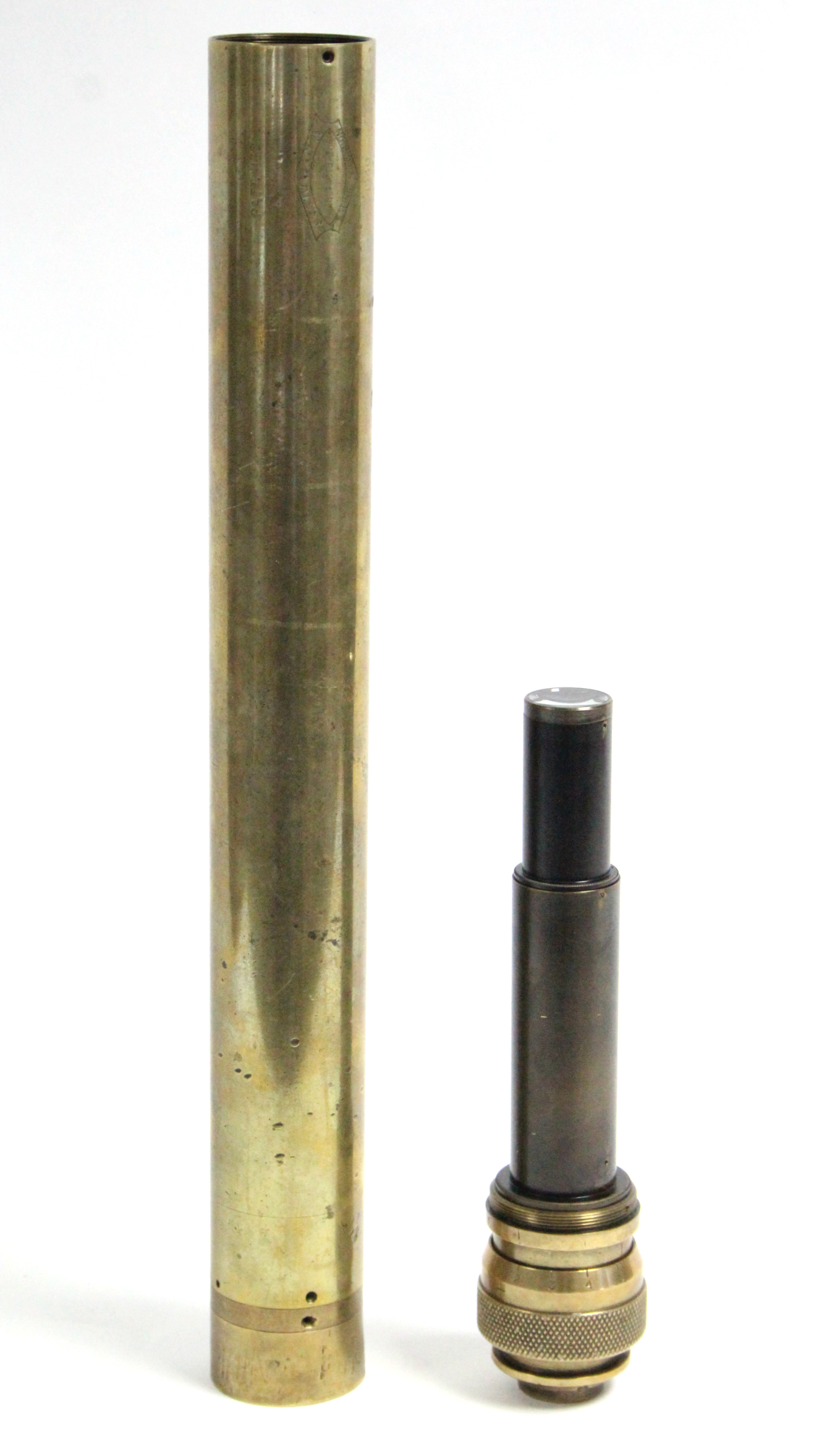 A British WWII brass telescope by W. Ottway & Co. of Ealing London (1940, No. 675), 19½” long. - Image 2 of 6