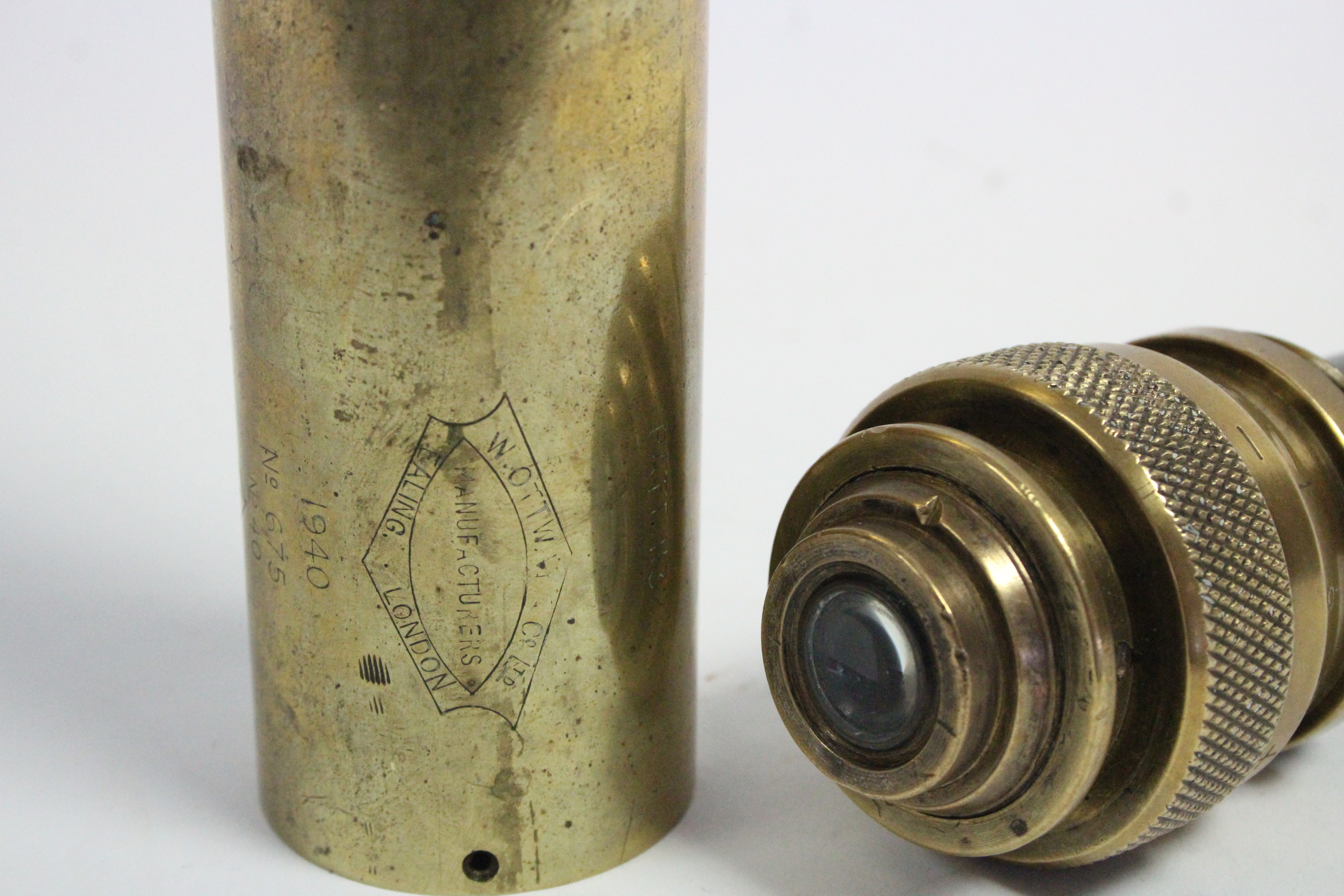 A British WWII brass telescope by W. Ottway & Co. of Ealing London (1940, No. 675), 19½” long. - Image 4 of 6