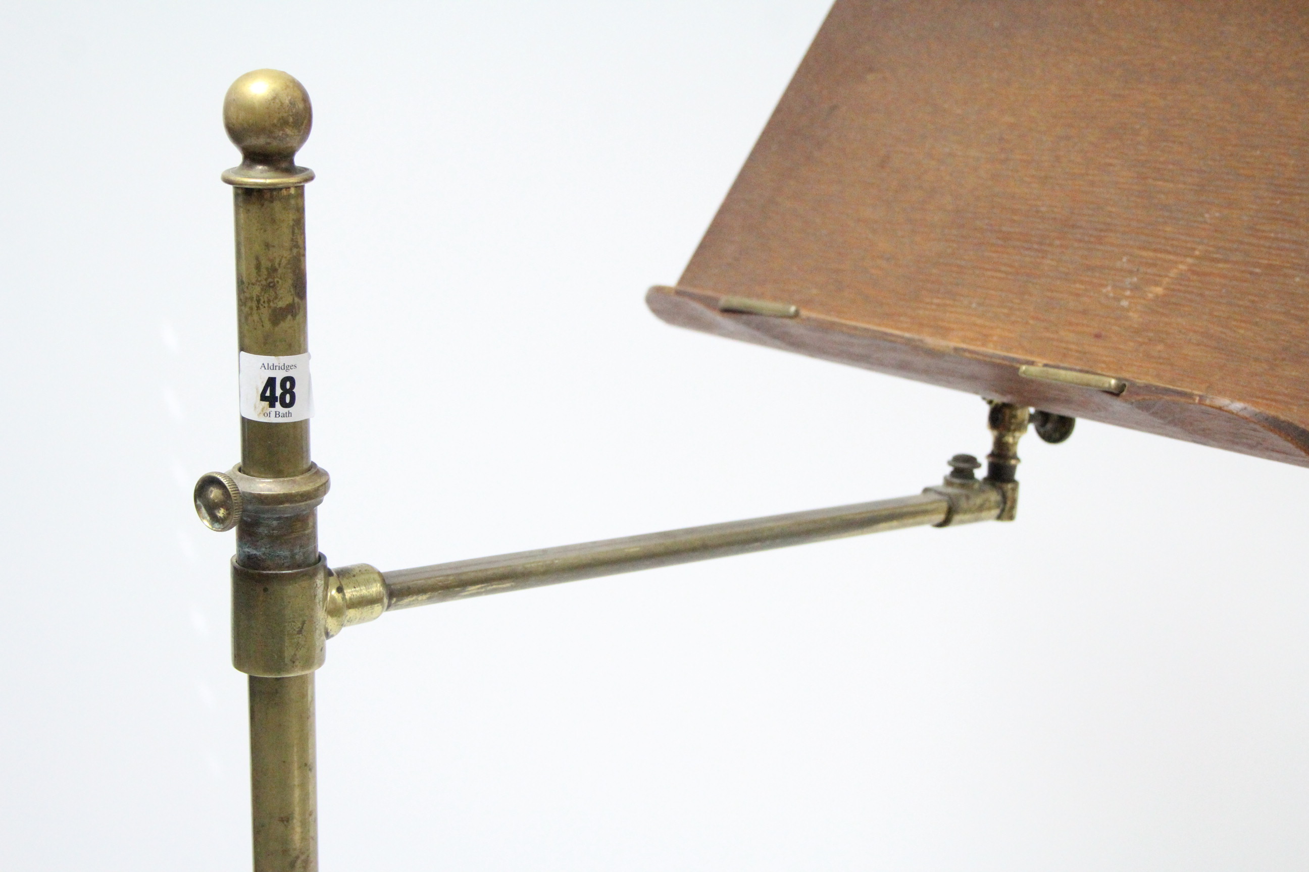 An Edwardian brass & oak adjustable reading stand on cast-iron base with four shaped legs. - Image 2 of 5