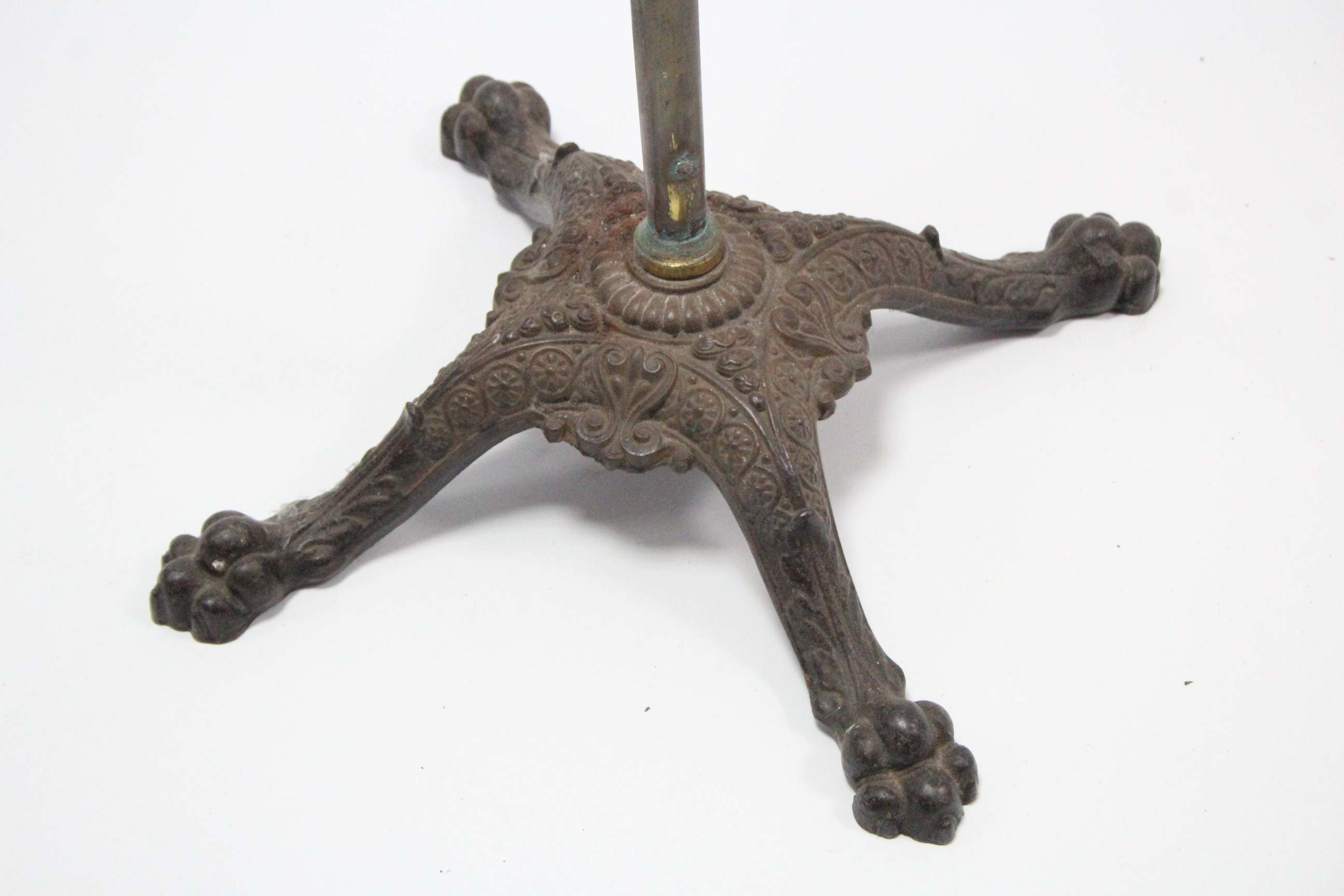 An Edwardian brass & oak adjustable reading stand on cast-iron base with four shaped legs. - Image 5 of 5