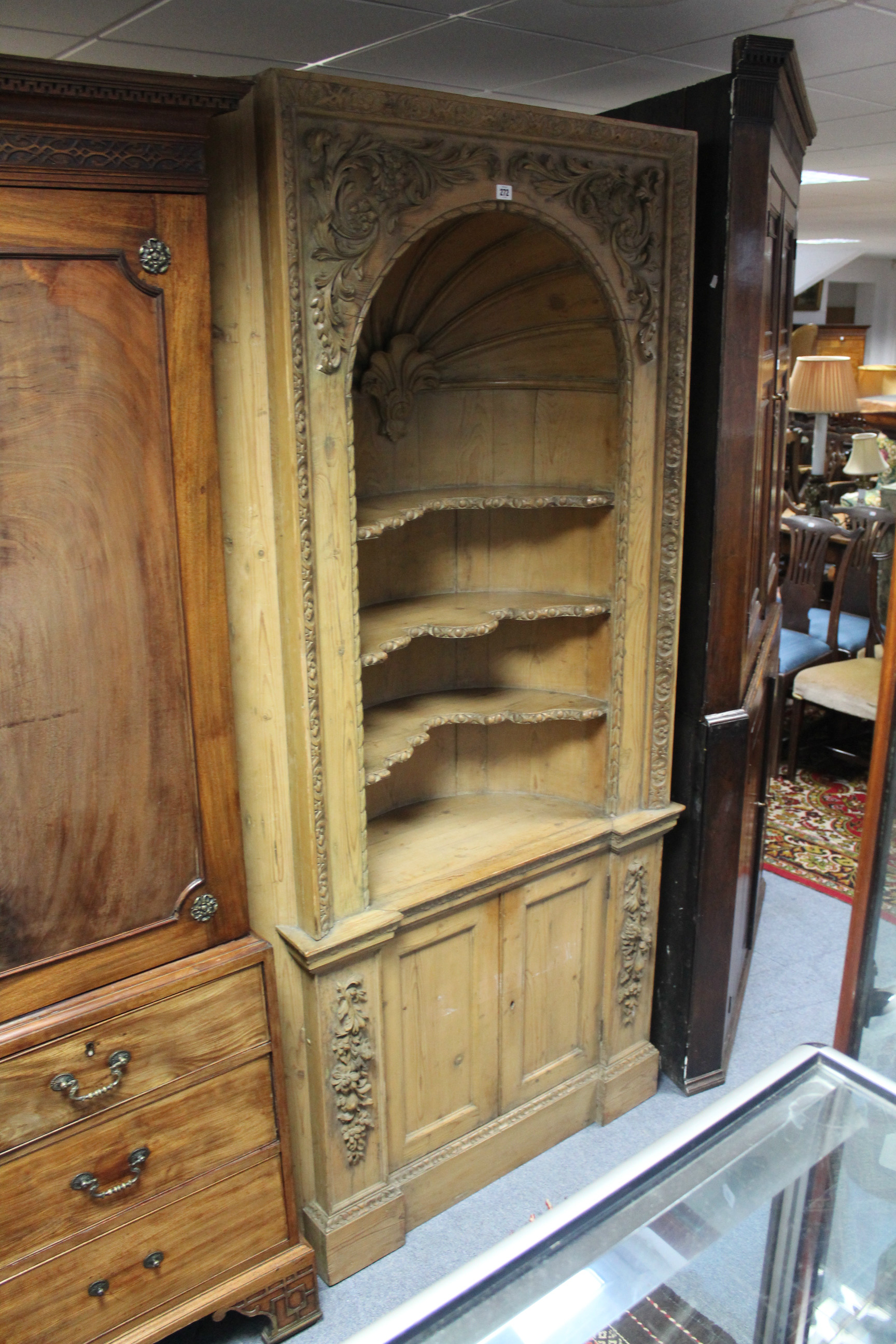 An 18th century pine alcove cabinet, the upper part with barrel-back centred by a shell above - Image 3 of 4