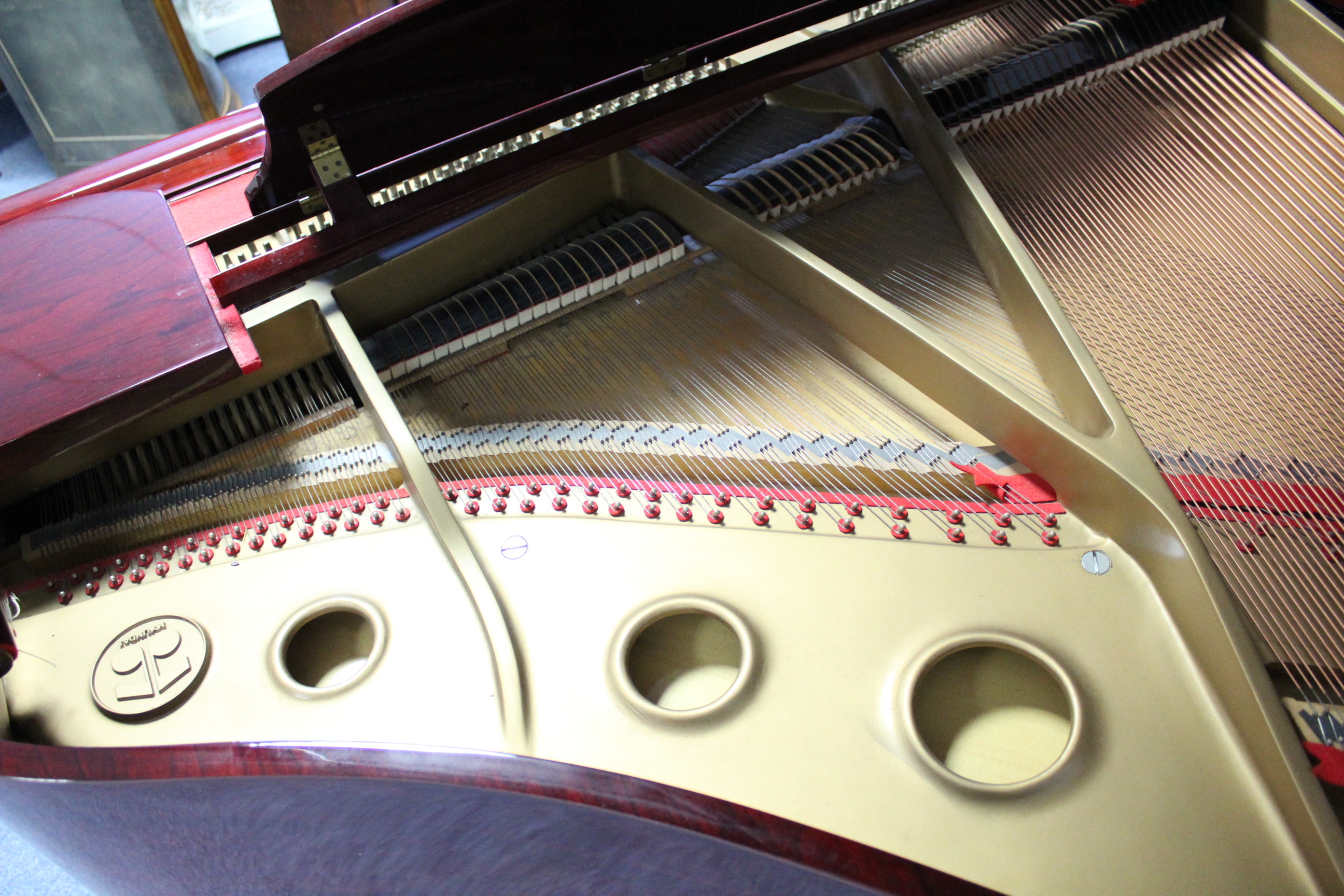 A HYUNDAI BABY GRAND PIANO with over-strung iron frame, model G-80A, No. 8707550, in rosewood case - Image 4 of 9