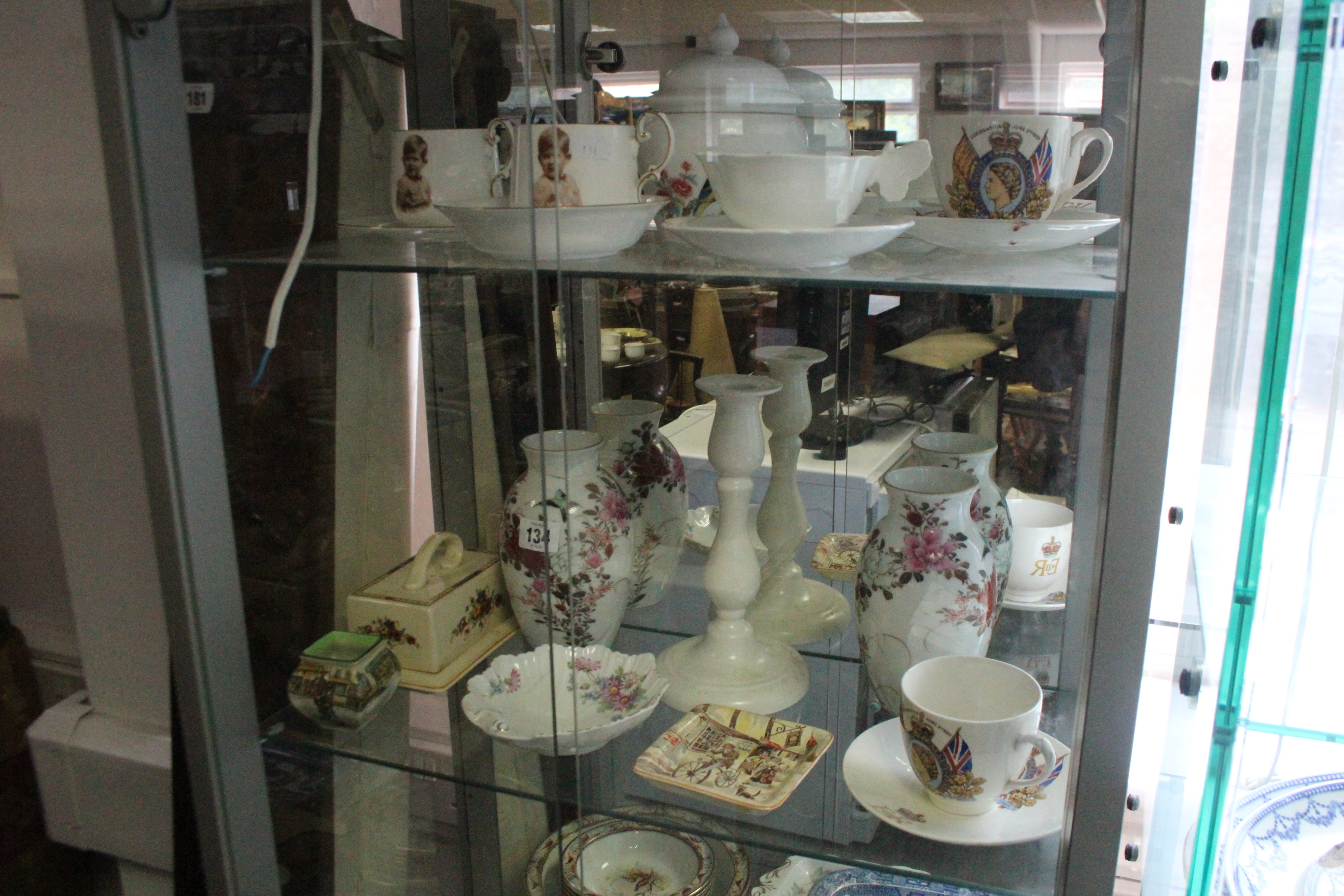 Various items of decorative china; pottery; & glassware, part w.a.f.