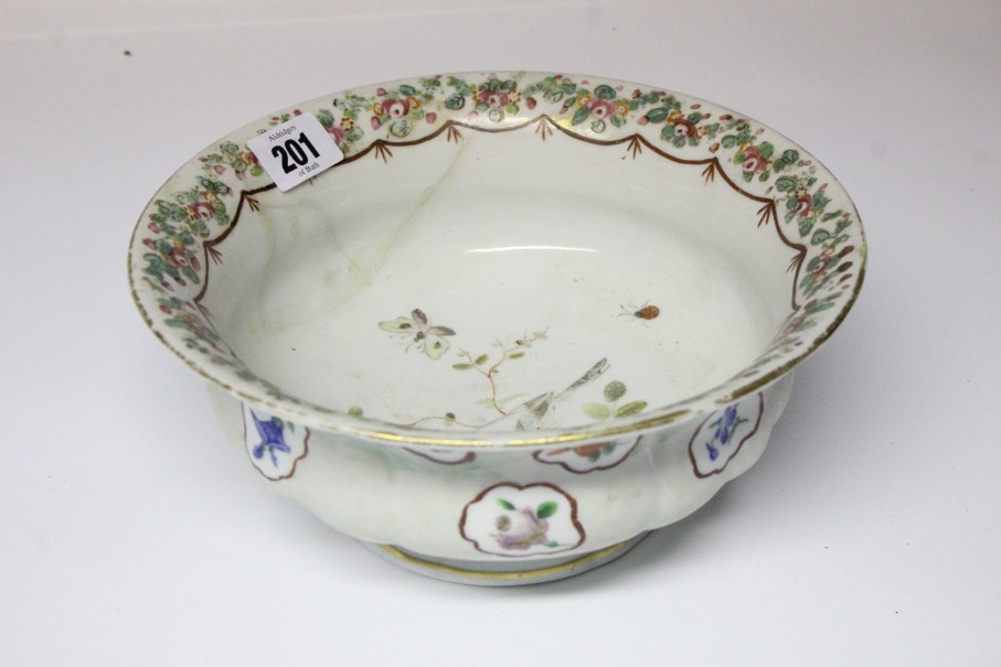 A 19th century Meissen porcelain circular bowl with painted bird design to centre & with floral - Image 5 of 8