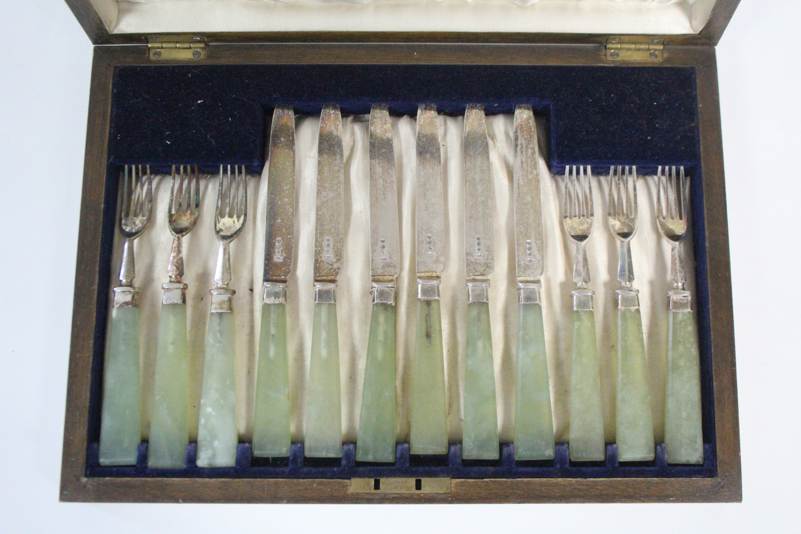 A set of six pairs of George V silver dessert knives & forks with onyx block handles; Sheffield 1919 - Image 2 of 3