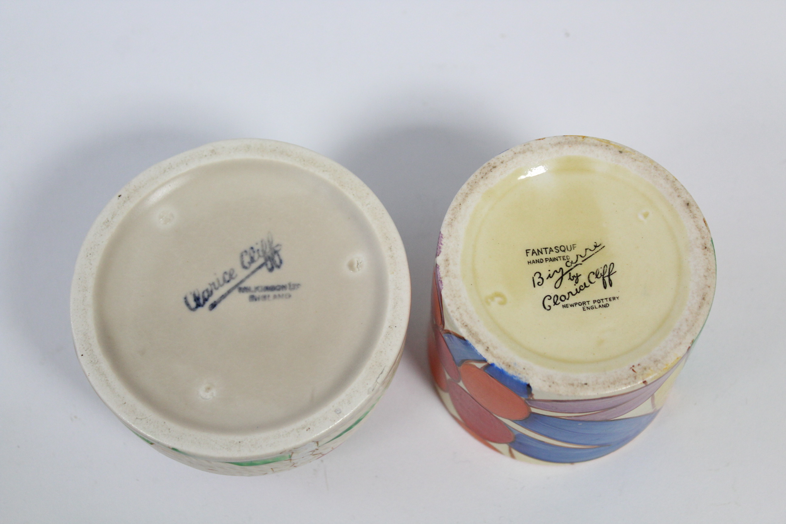 A CLARICE CLIFF “BERRIES” PATTERN PRESERVE POT, circa 1930-2, of cylindrical shape, with flat cover, - Image 5 of 5