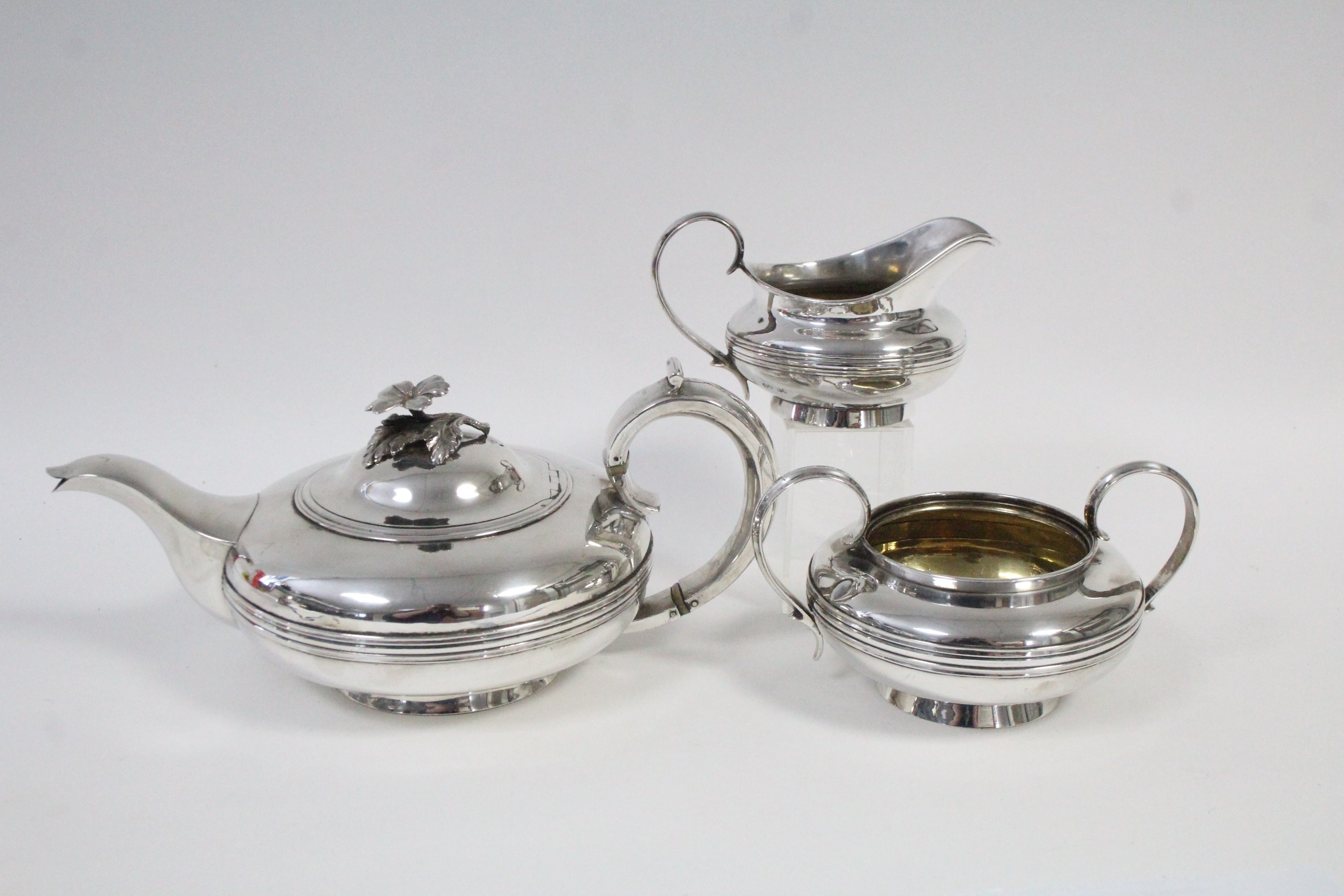 A WILLIAM IV SILVER THREE-PIECE TEA SET, of squat round form with waisted bands & scroll handles, - Image 2 of 7