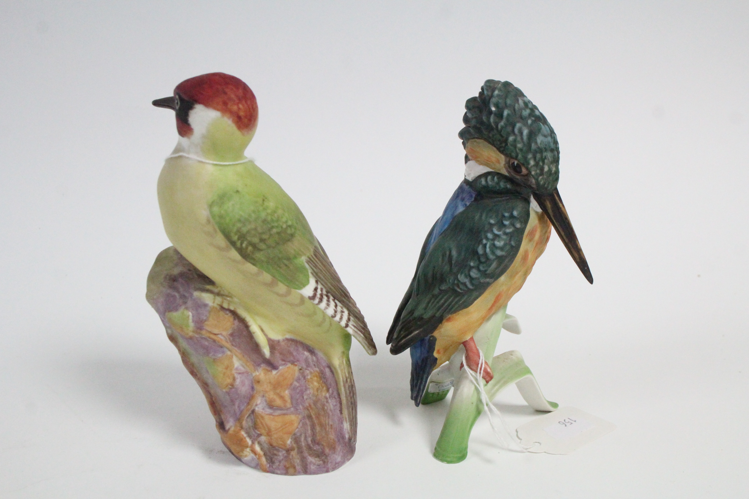A Royal Worcester bird ornament "Woodpecker", & a Goebel "Kingfisher" ornament, w.a.f. - Bild 3 aus 4