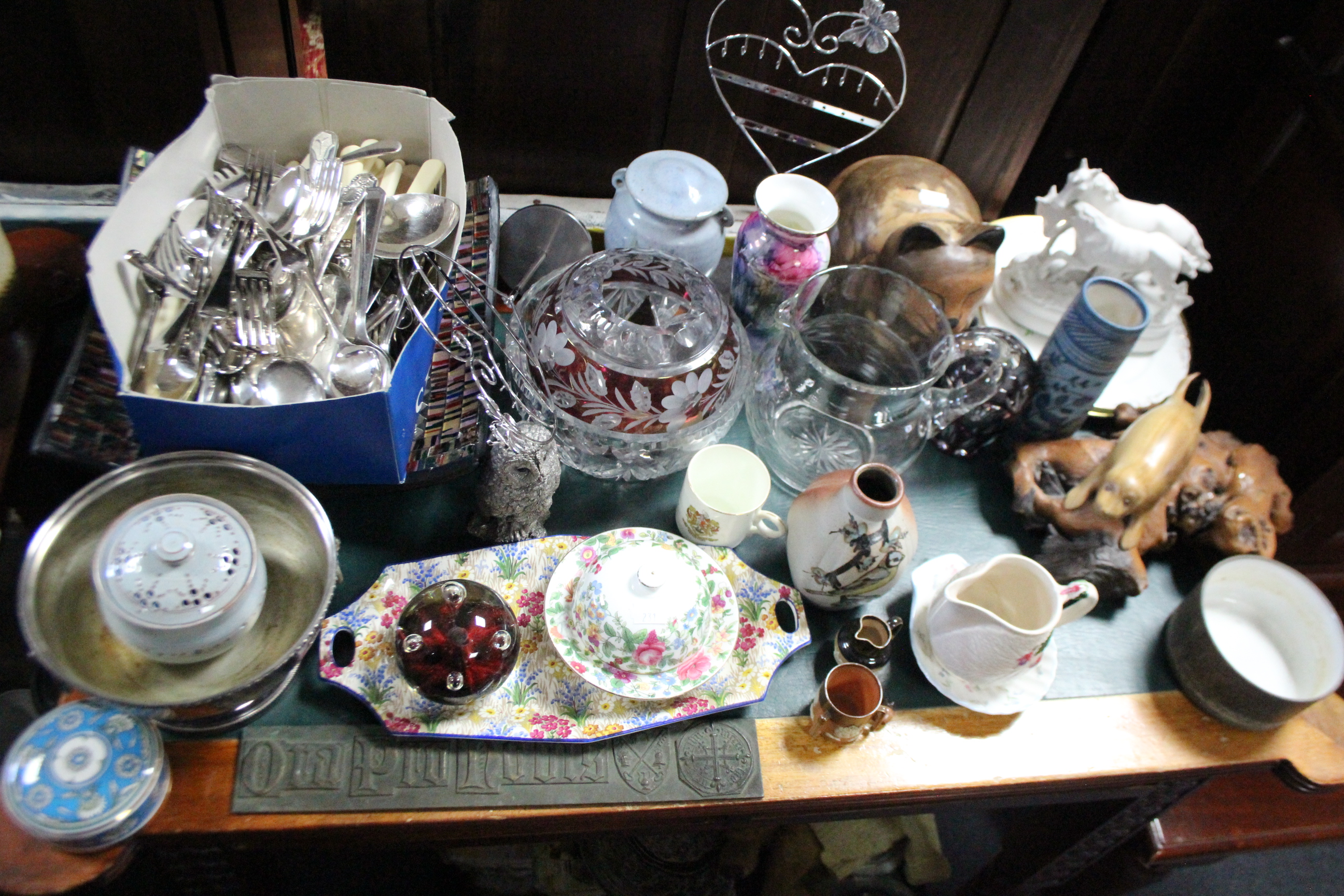 Various items of decorative china, pottery, glassware, etc. - Image 2 of 4