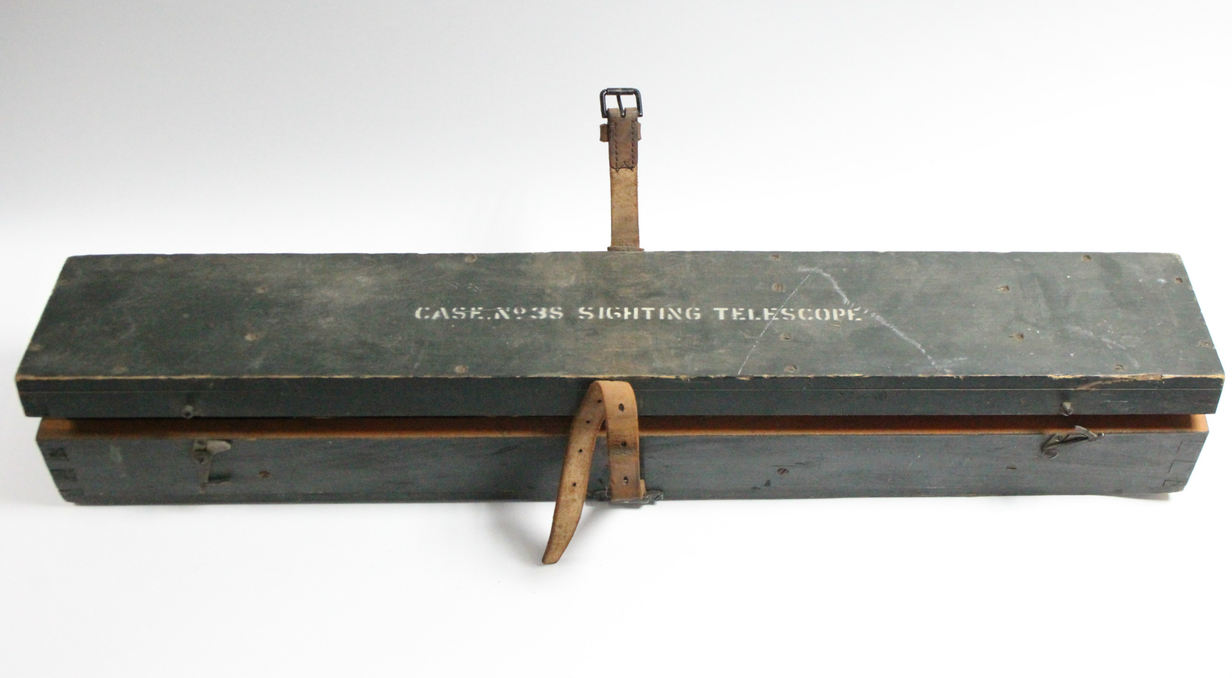 A WWII black lacquered sighting telescoping with brass fittings, 29½” long, in fitted case. - Image 8 of 8