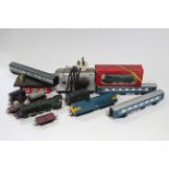 A Tri-ang-Hornby “OO” gauge scale model of a 4-6-2 locomotive “Flying Scotsman”; & various ditto