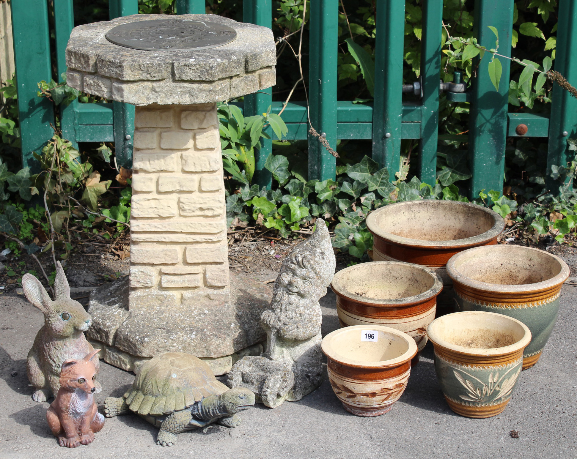 Various garden ornaments.