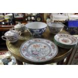 Various items of decorative glassware & china.