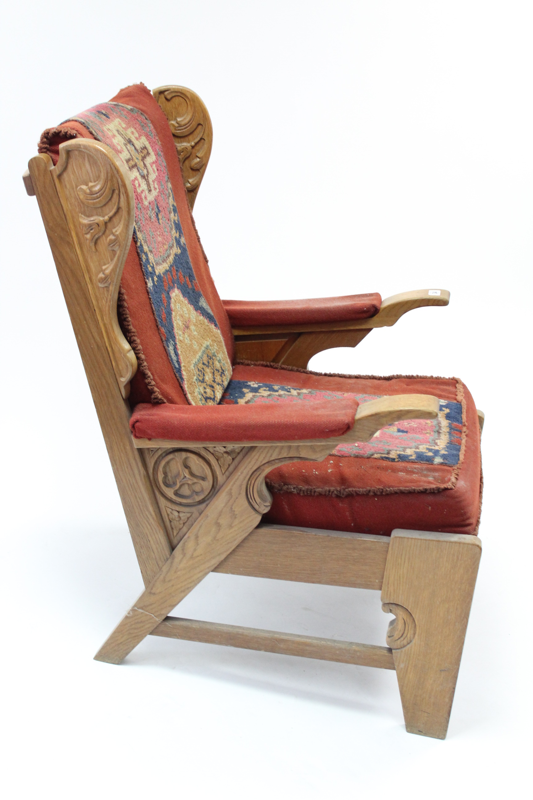 A carved oak frame armchair upholstered Kelim fabric, & on shaped legs with plain stretchers. - Bild 2 aus 2