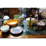 A Shelley china fruit bowl (worn), 9¼” diam.; a brass candlesticks; an art-glass vase, etc.