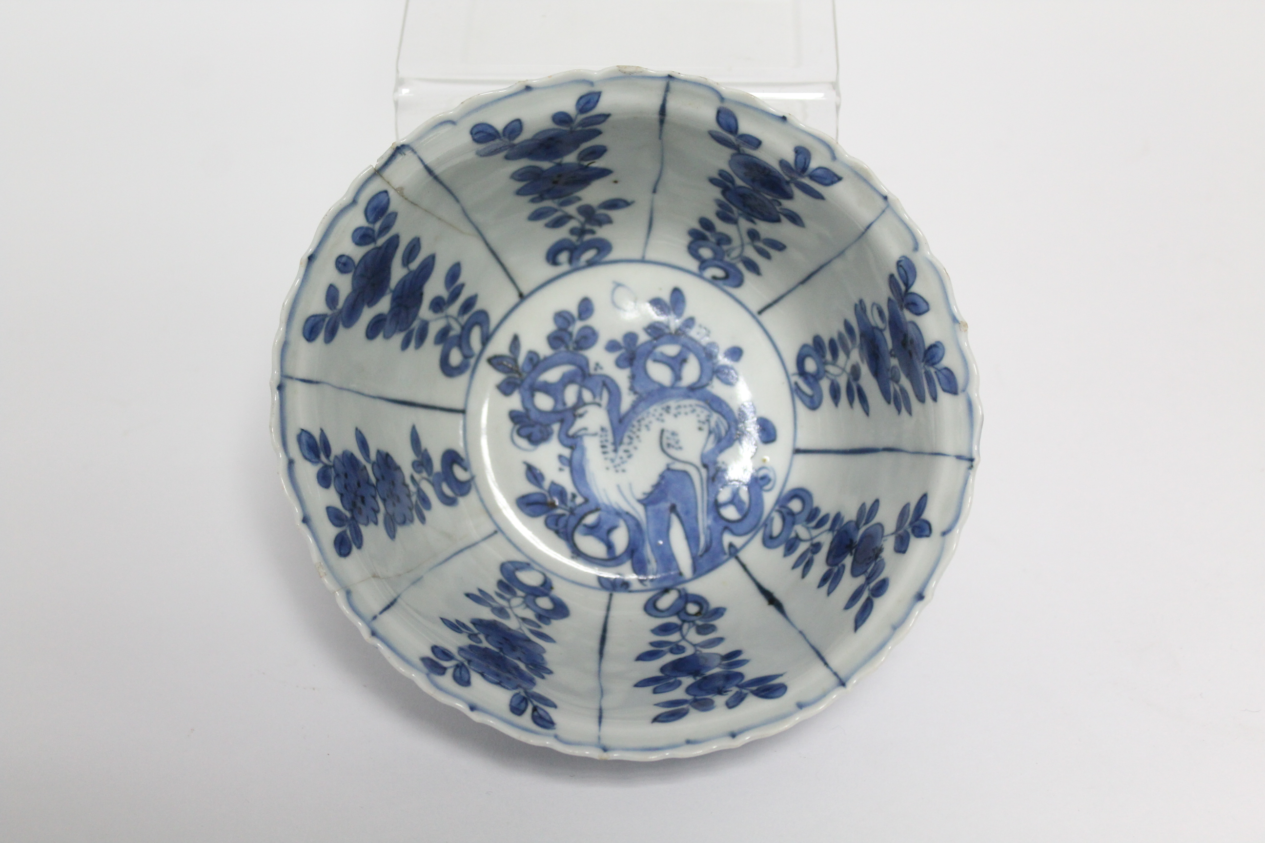 A Chinese blue & white porcelain deep bowl with lotus rim, painted with panels of deer amongst - Image 4 of 24