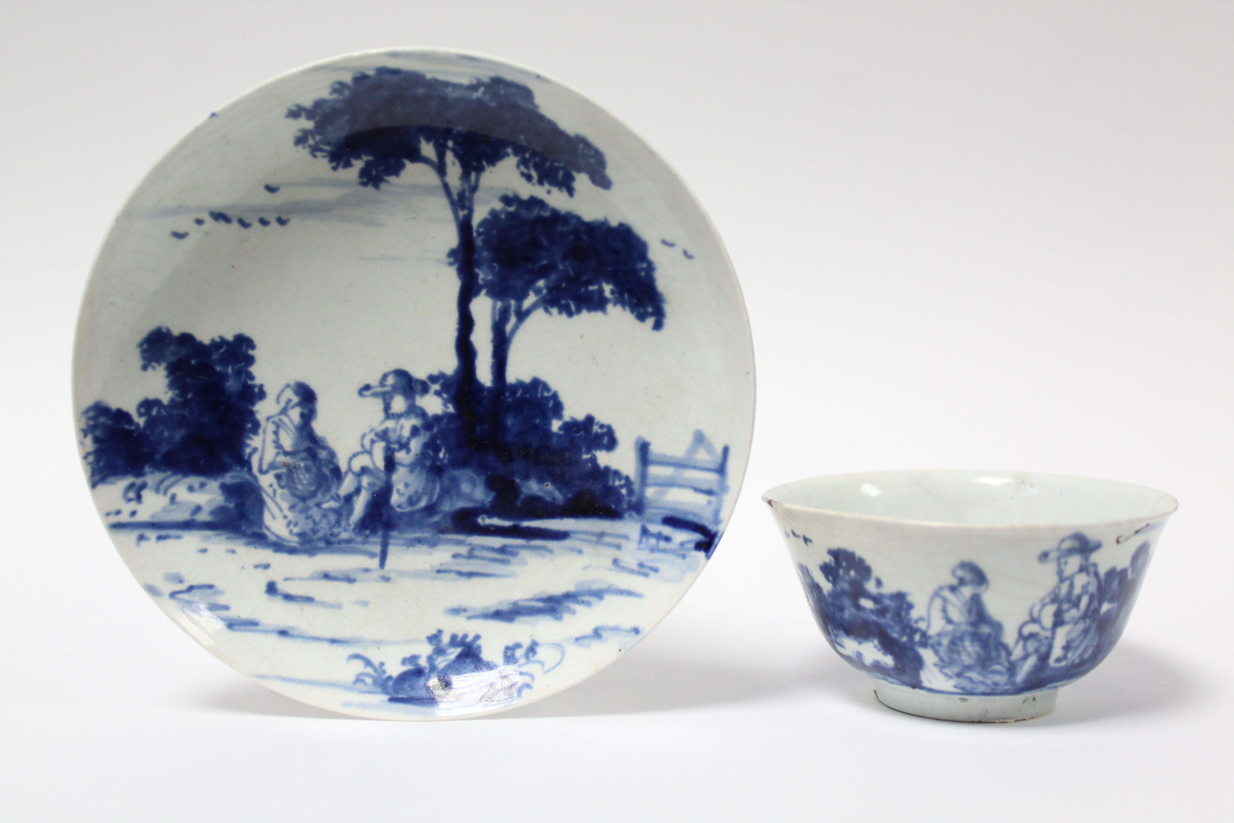 AN 18th CENTURY VAUXHALL PORCELAIN TEABOWL & SAUCER, painted in blue with European male & female - Image 2 of 15