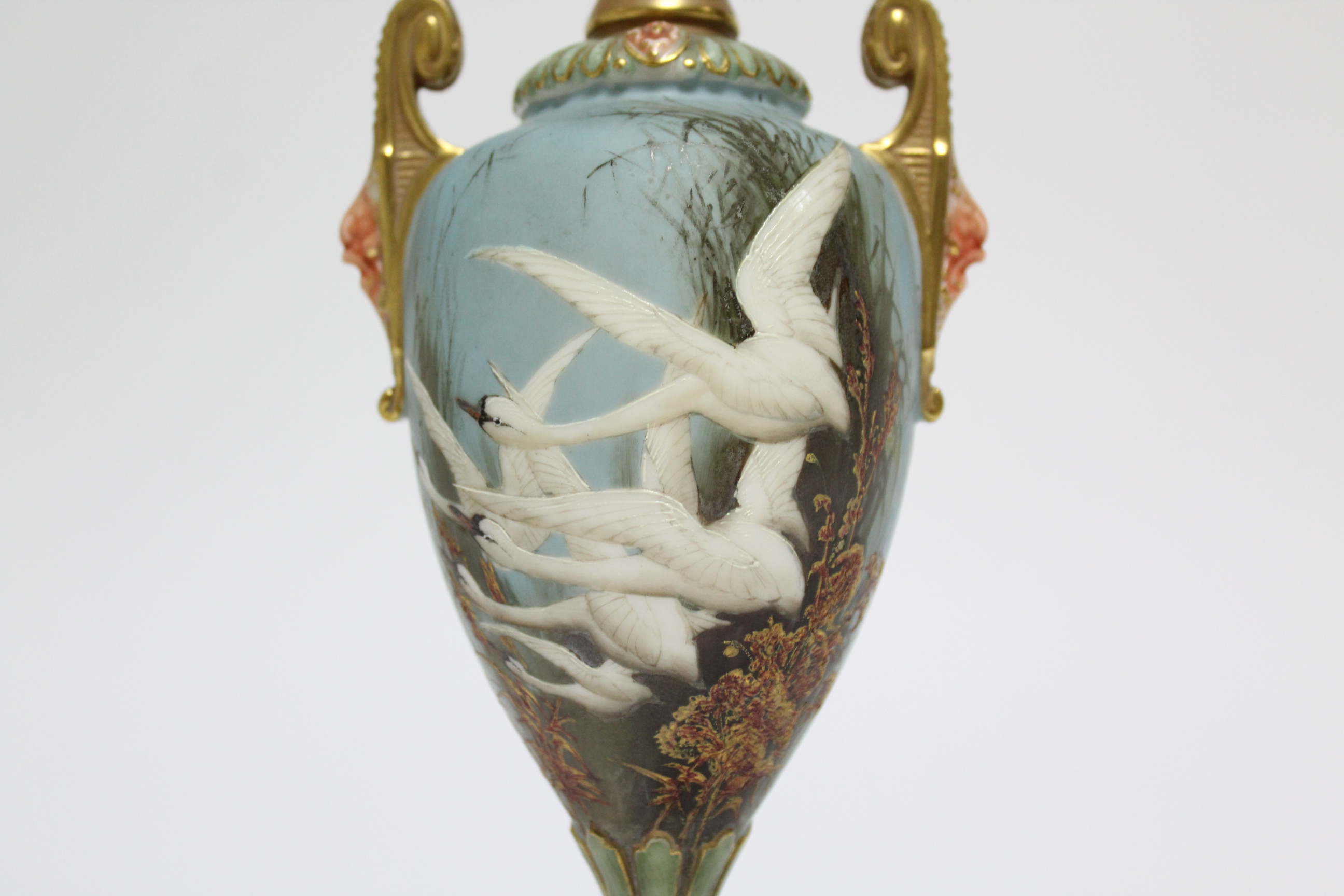 A ROYAL WORCESTER PORCELAIN TWO-HANDLED VASE, the slender ovoid body painted with swans in flight by - Image 4 of 7