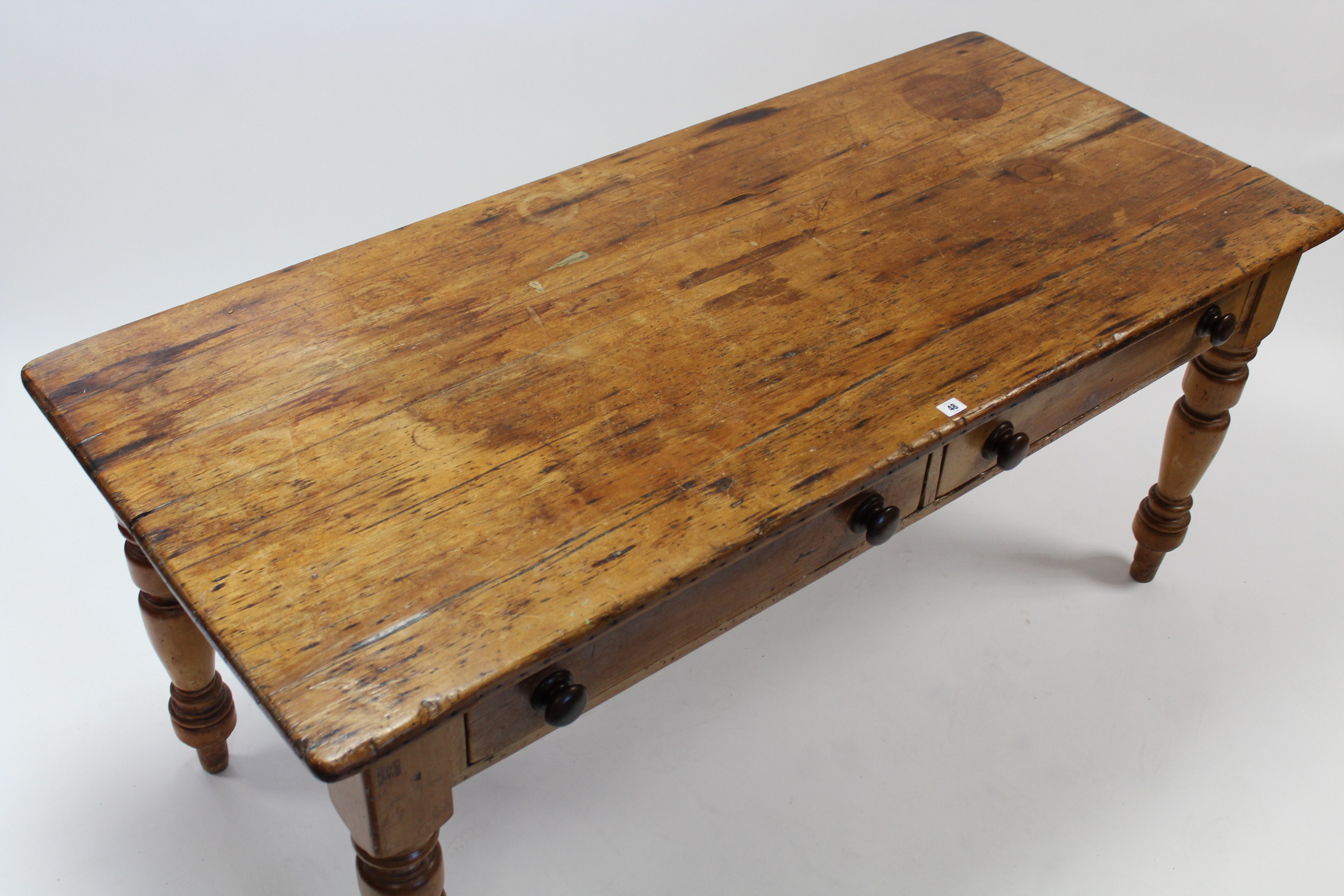 A PINE FARMHOUSE TABLE with rounded corners to the rectangular top, fitted two frieze drawers, & - Image 5 of 5